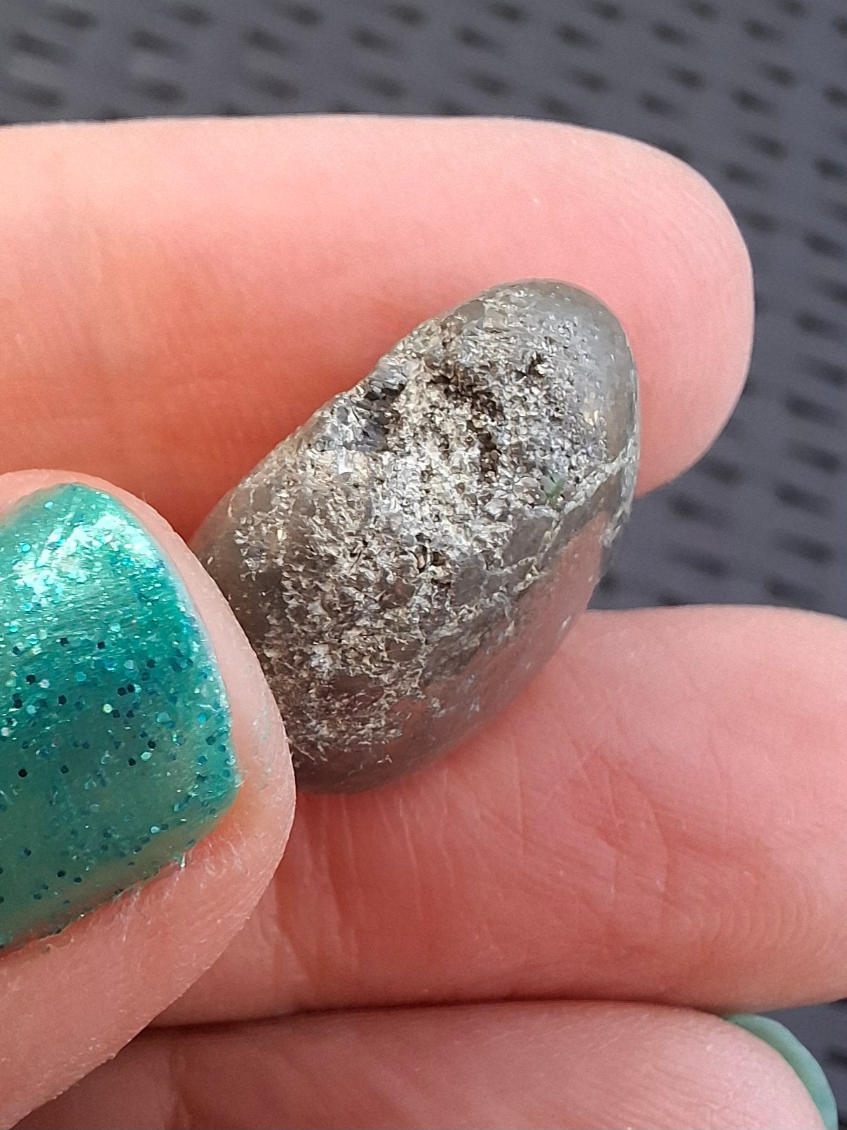 Apache Gold Tumble Stone, Crystal (Ref: T227)