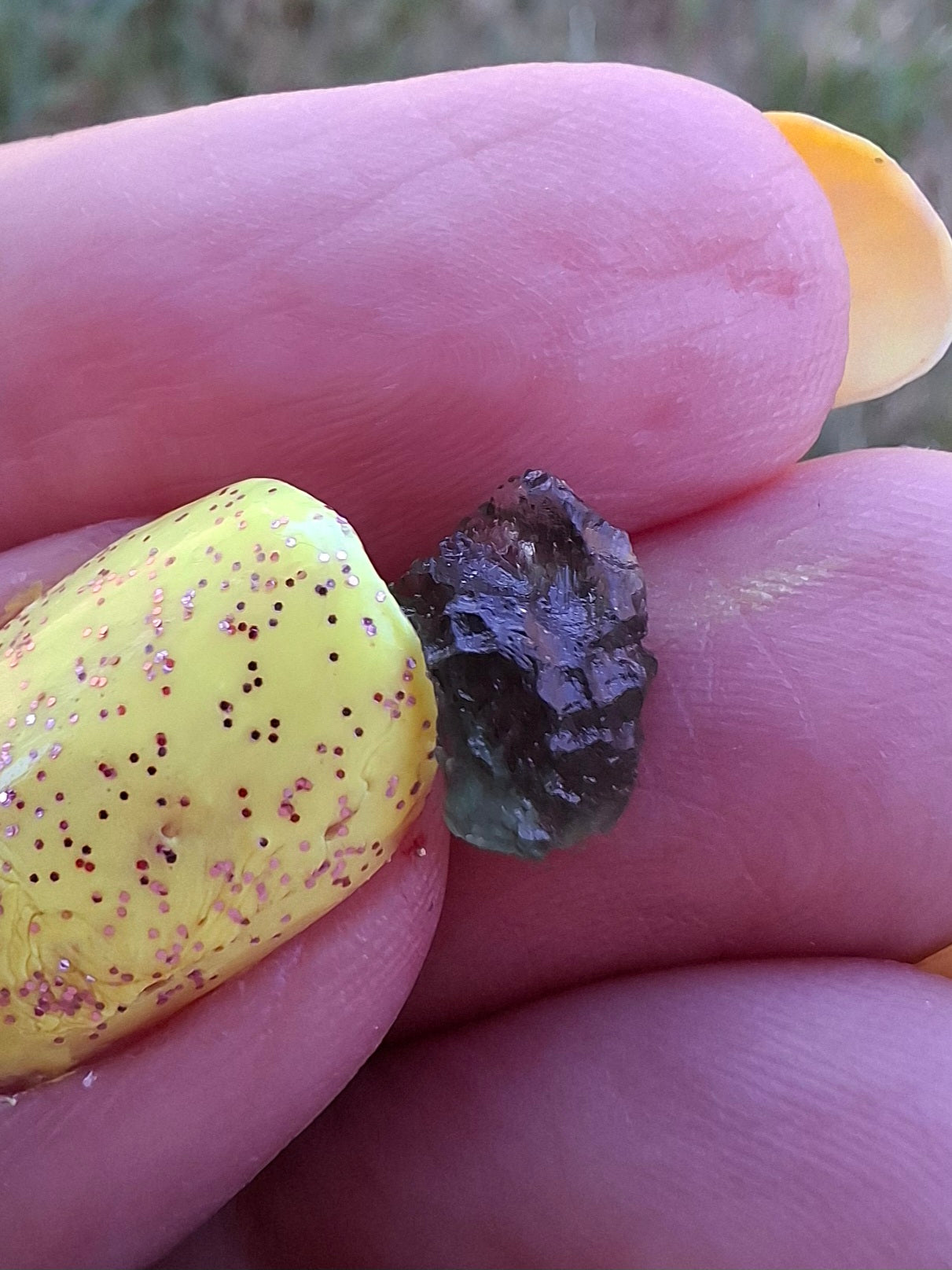 Moldavite small Piece, 0.40g, Tektite (Ref: 1479)