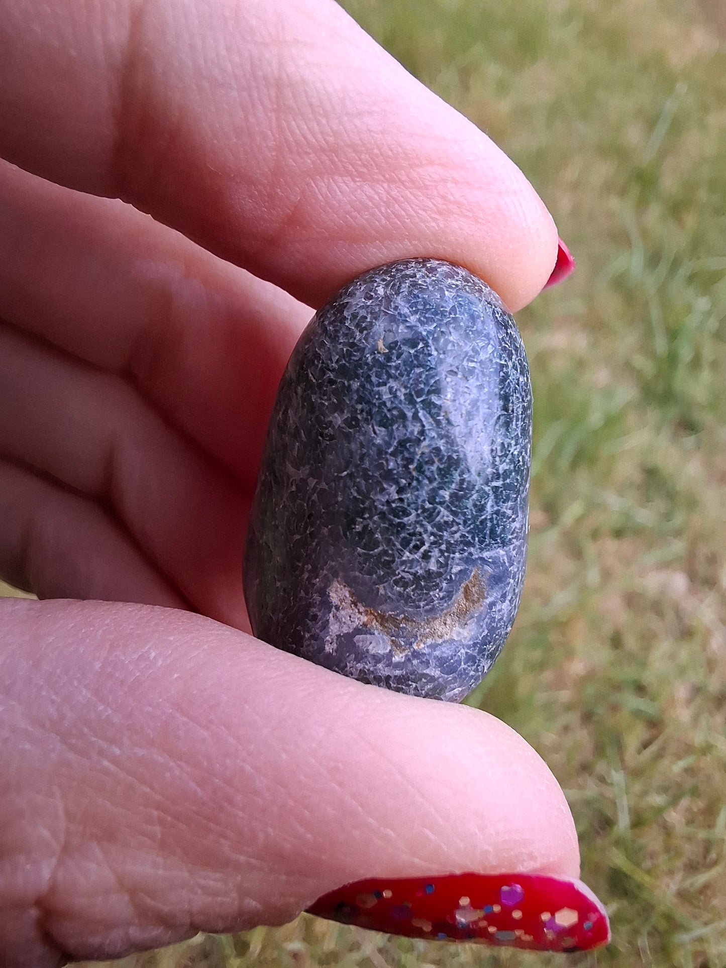 Green Moss Agate, Tumble Stone, Crystal (Ref: T165)