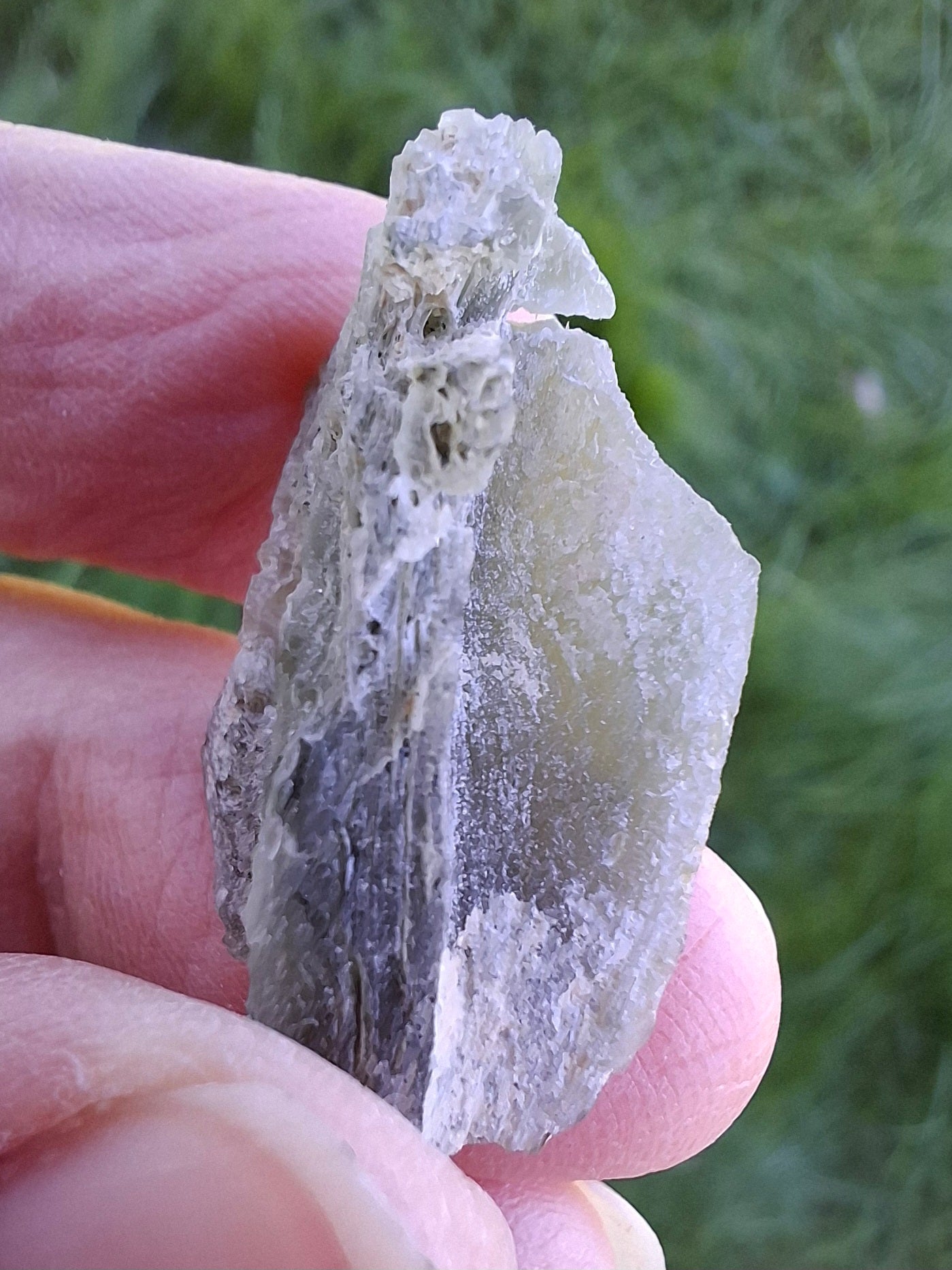 Moldavite Piece, SNOWFLAKE, FROSTED, BARTOCHOV, 3.47g, Tektite (Ref: 1368)