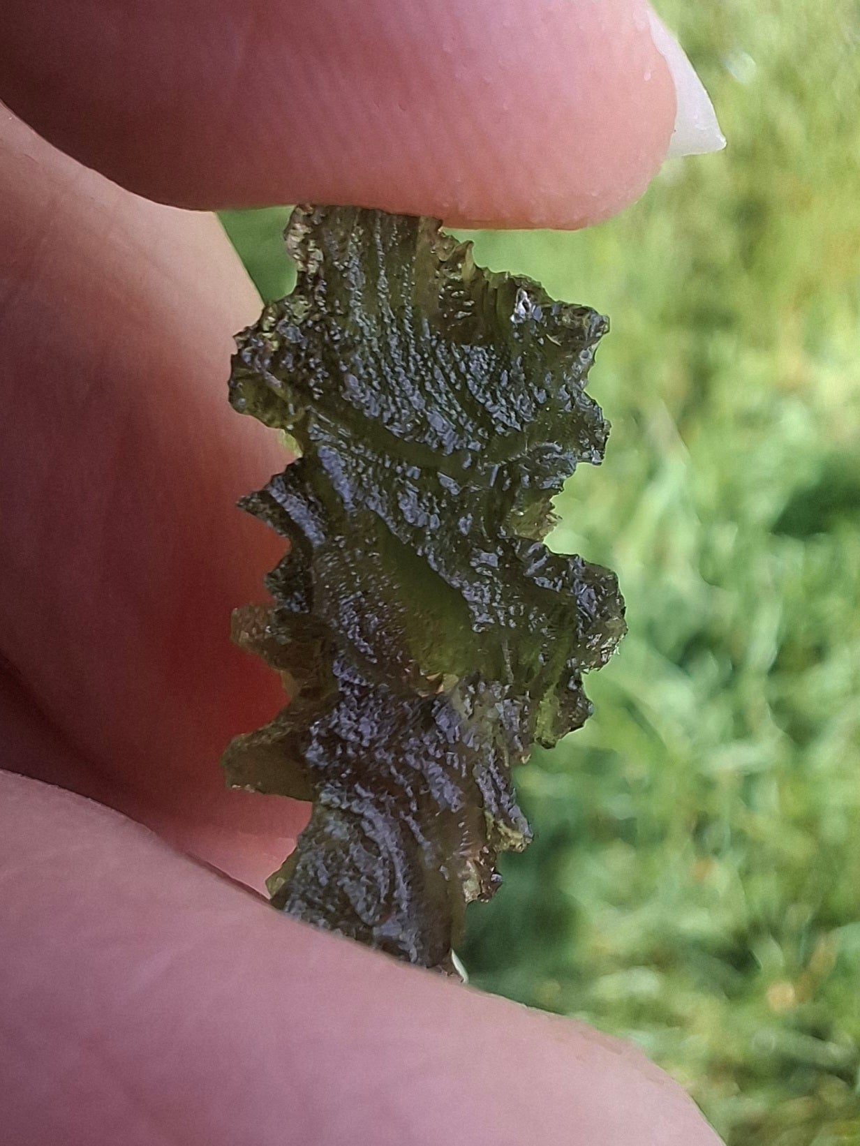 Moldavite Piece, JEZKOVNA BESEDNICE, 1.86g, Tektite (Ref: 1278)