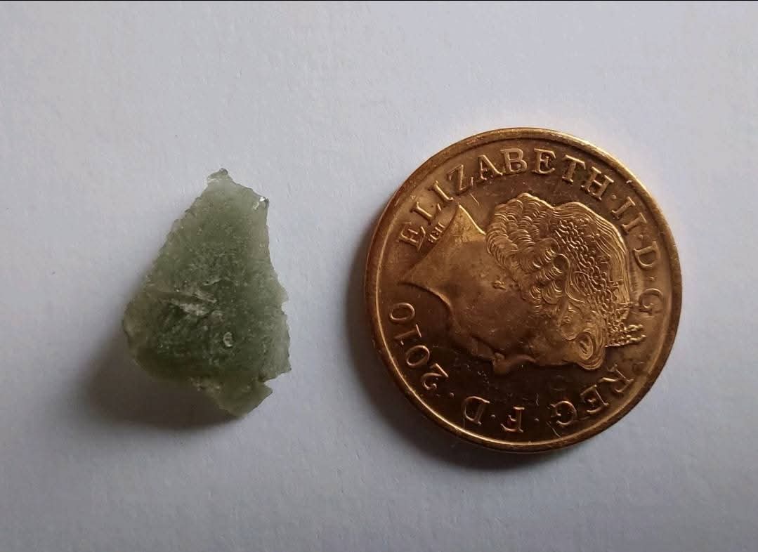 Moldavite Piece, 0.55g, Tektite (Ref: E225)