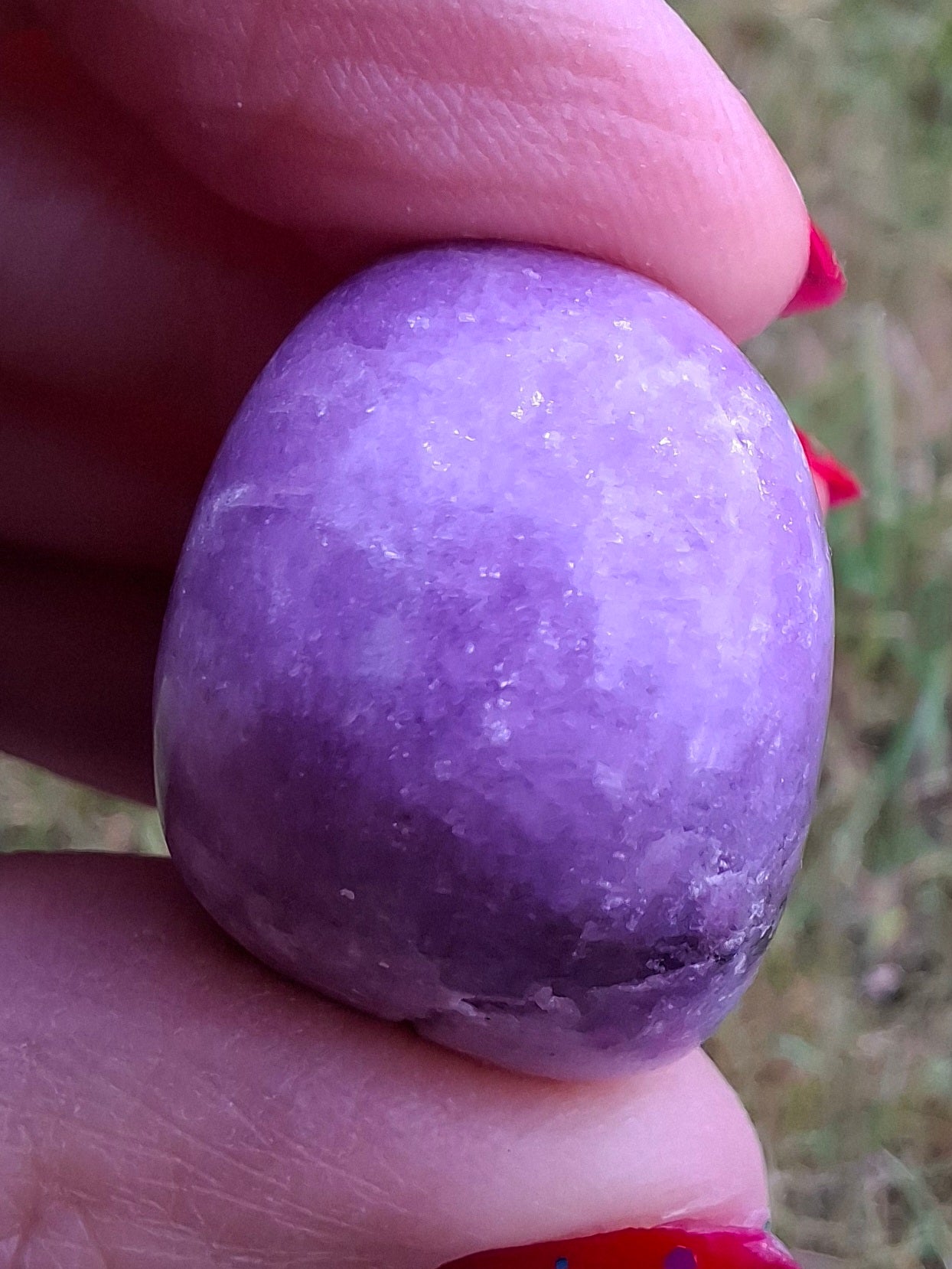Lepidolite, Tumble Stone, Crystal (Ref: T115)