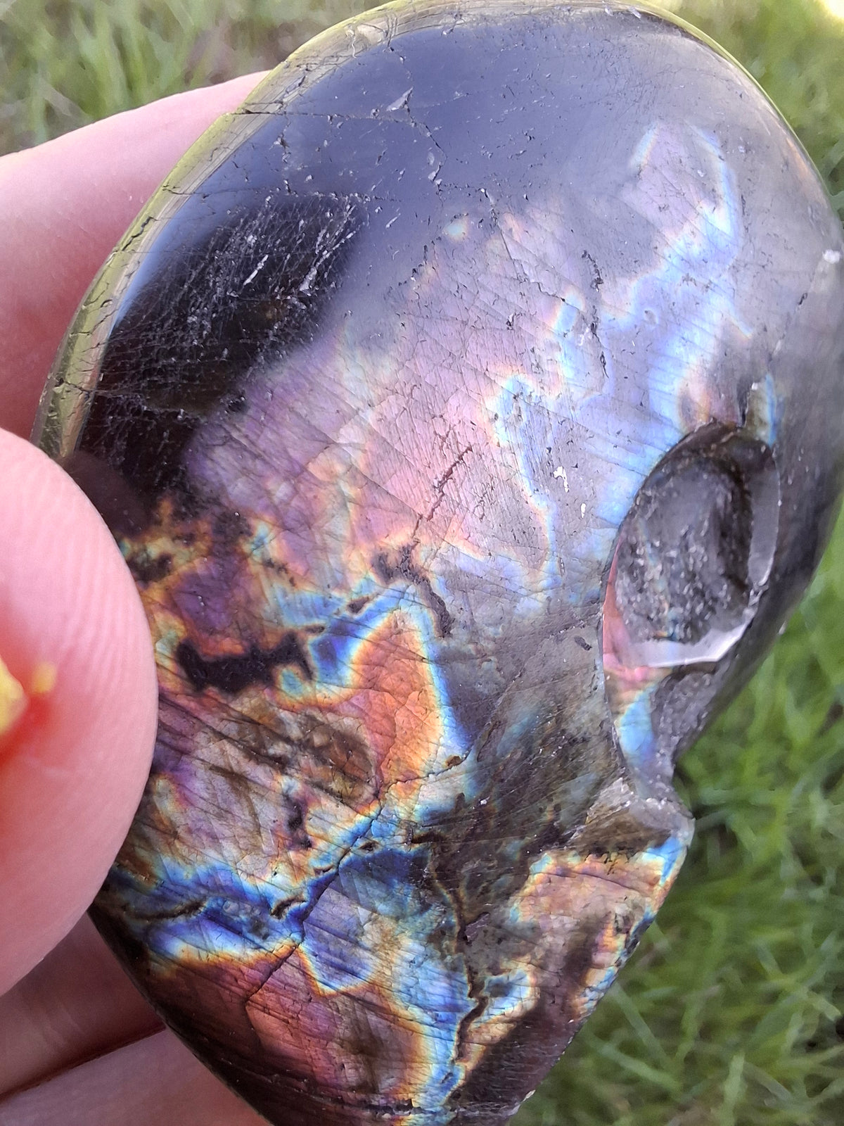 Labradorite Ammonite Carving, 89.31g, Crystal (Ref: laba6)