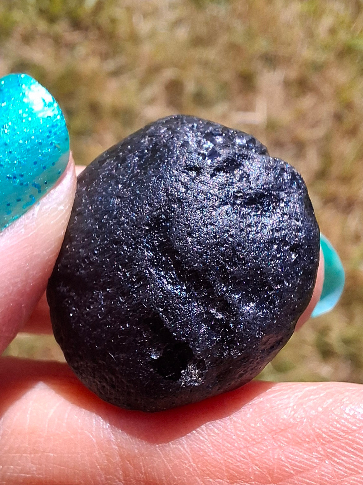 Philippinite (Rizalite), 9.24g, Tektite