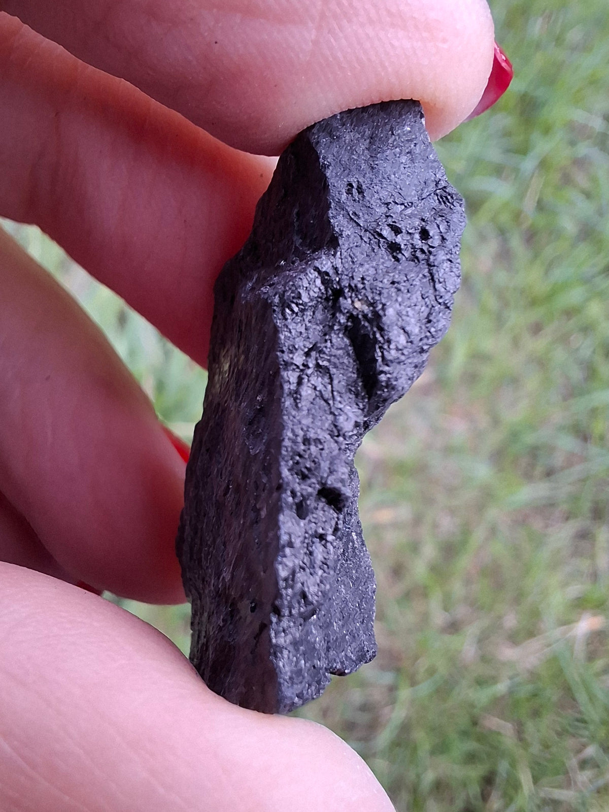 Black Tourmaline RAW, 11.27g, Crystal (Ref: RBT15)
