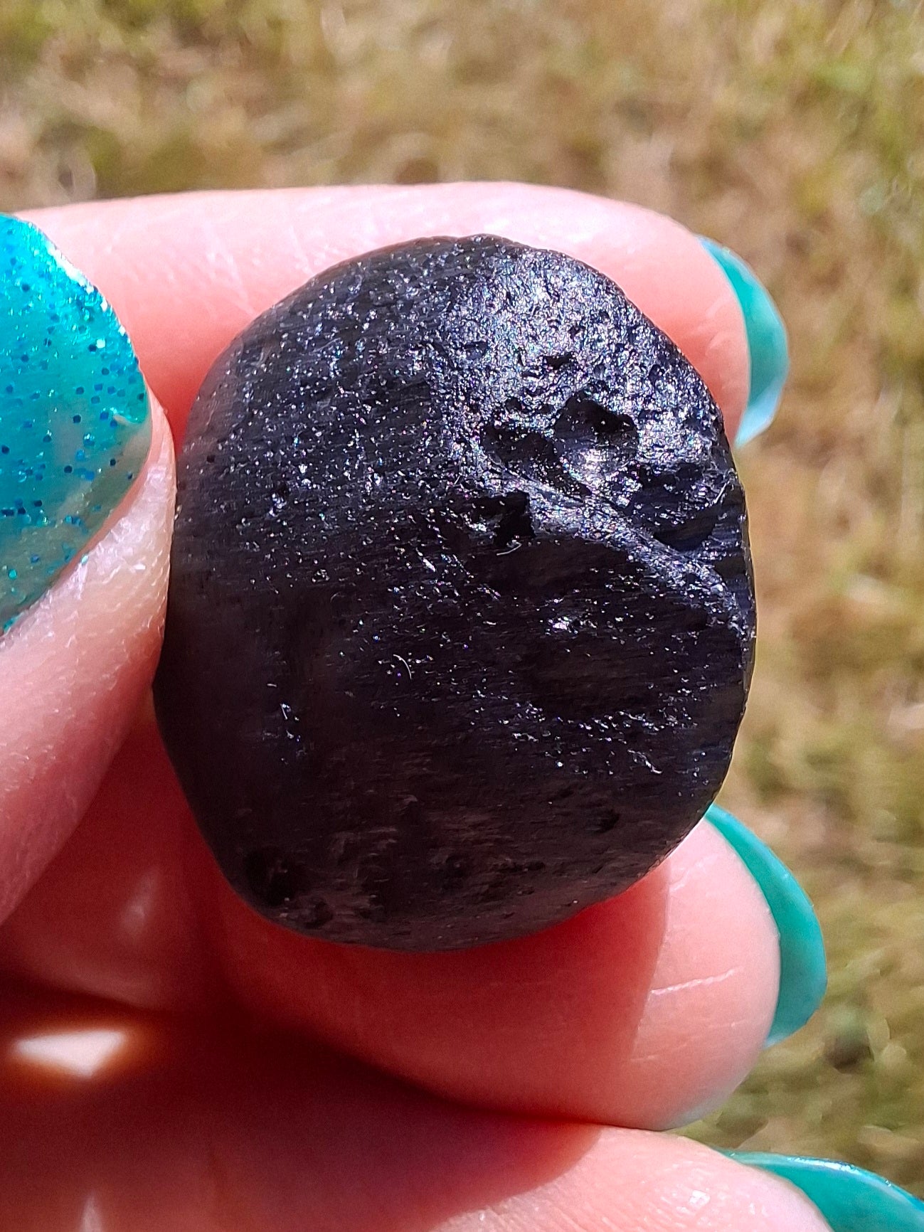Philippinite (Rizalite), 9.24g, Tektite