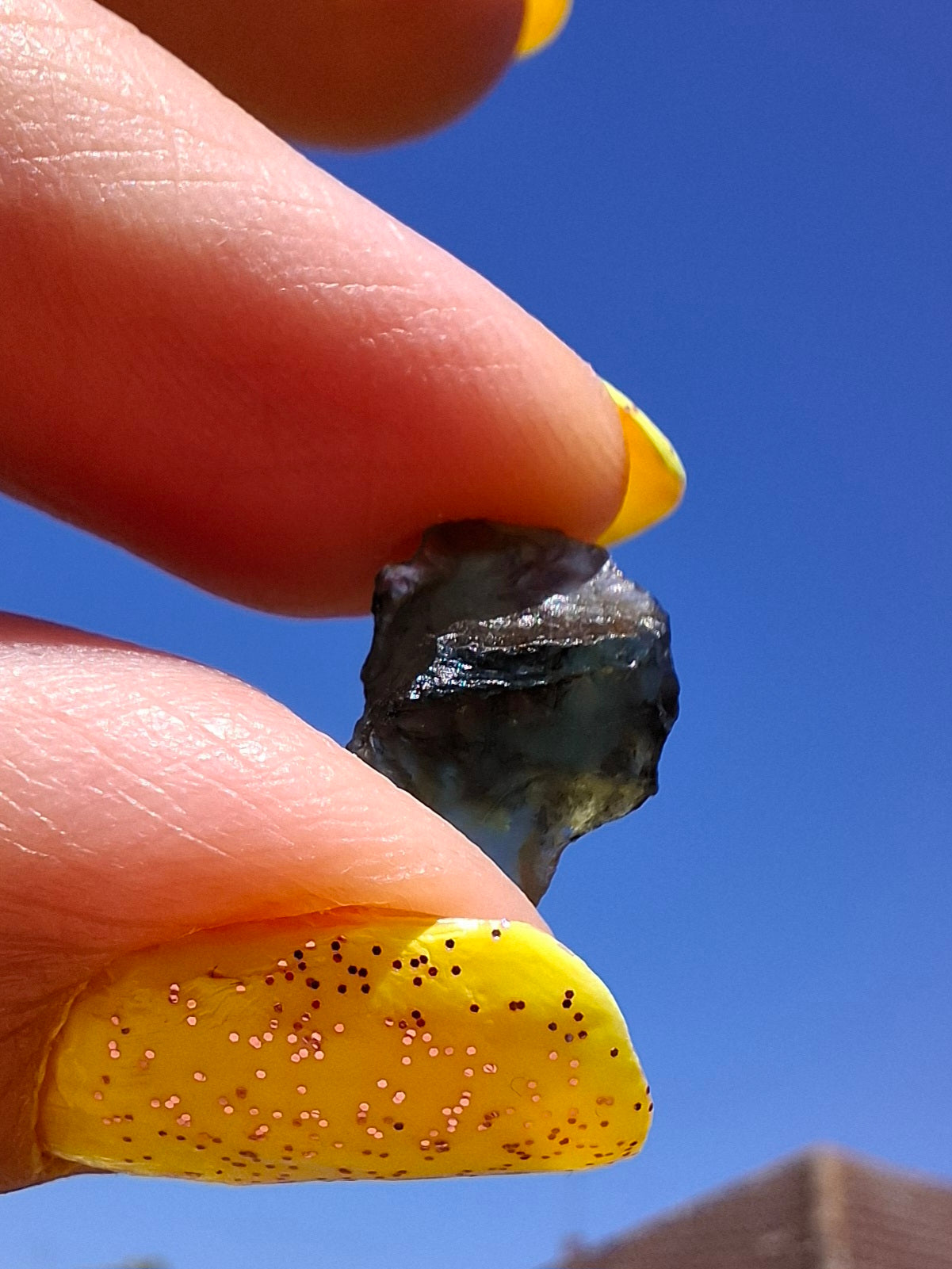 Moldavite Piece, 0.70g, Tektite (Ref: 1475)