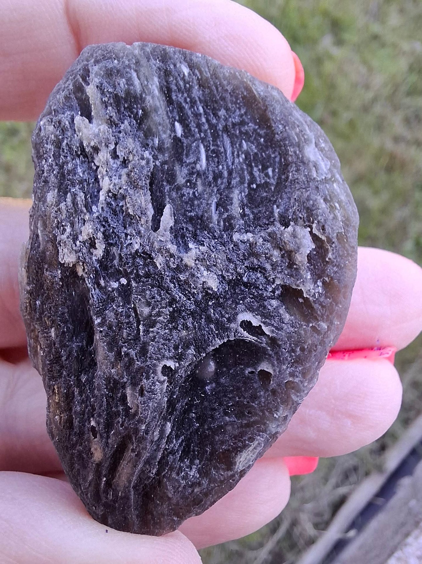 Moldavite Piece, NESMEN HURKA,  26.87g, Tektite (Ref: 1170)