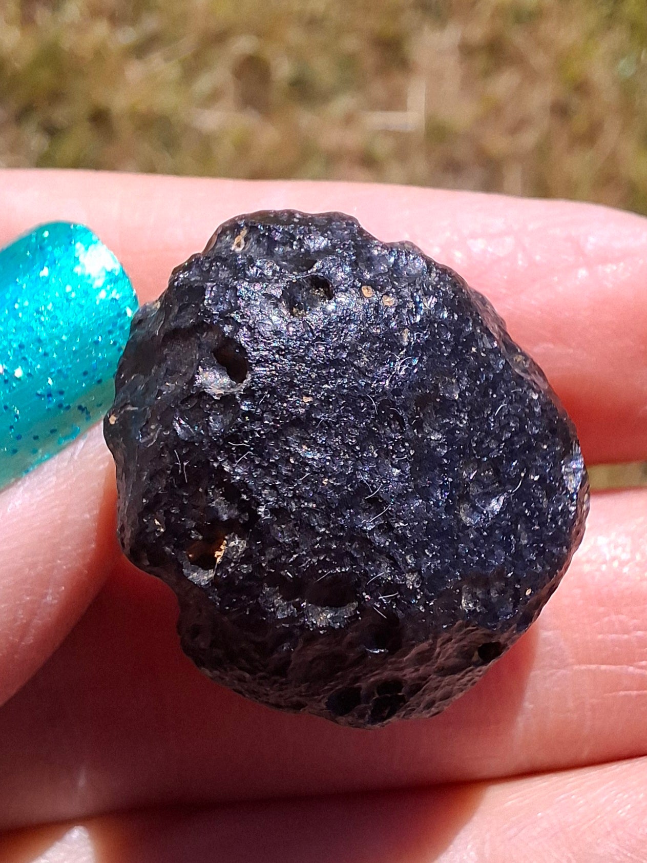Philippinite (Rizalite), 10.64g, Tektite