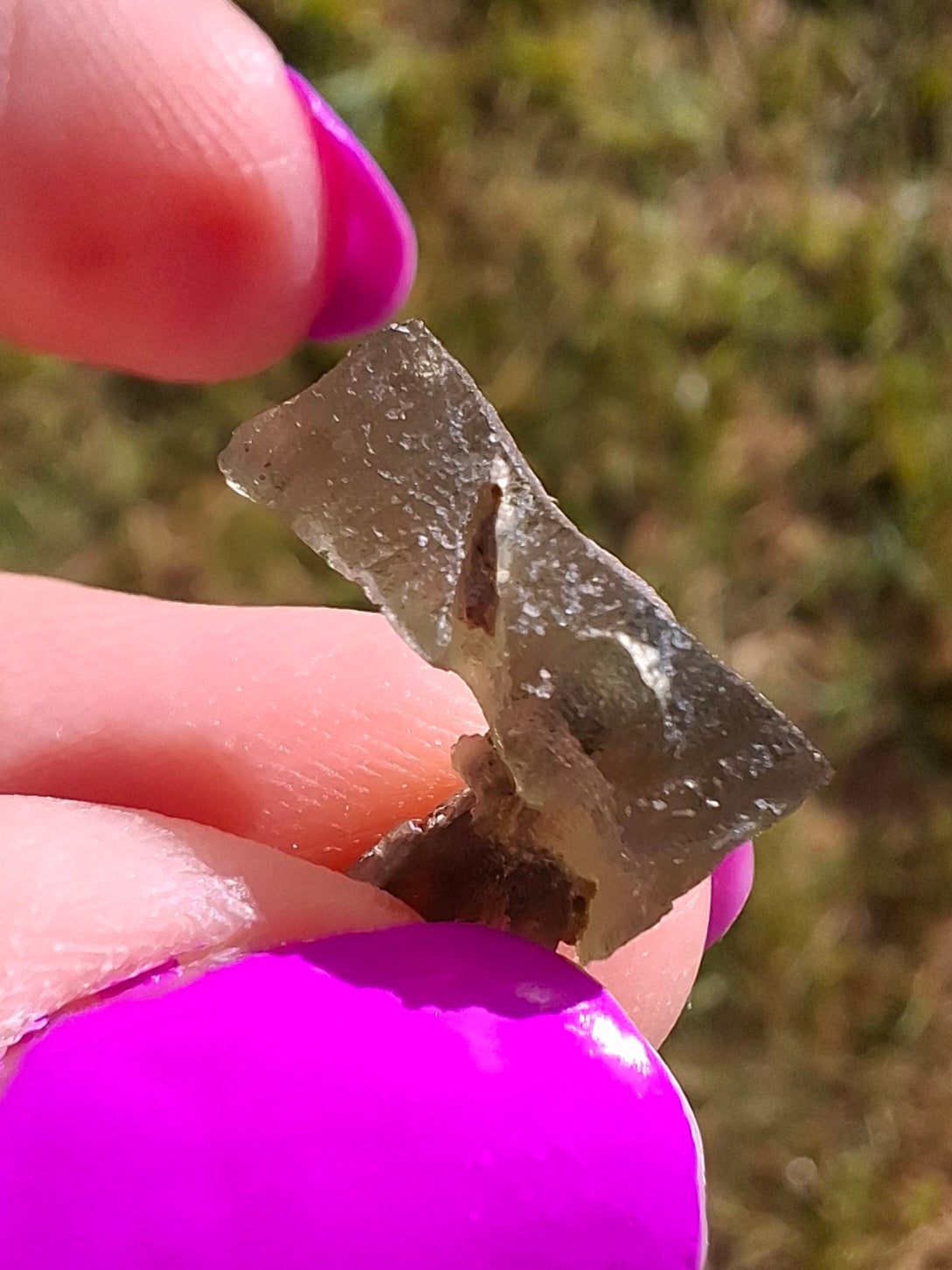 Moldavite Piece, 0.66g, Tektite (Ref: 1436)