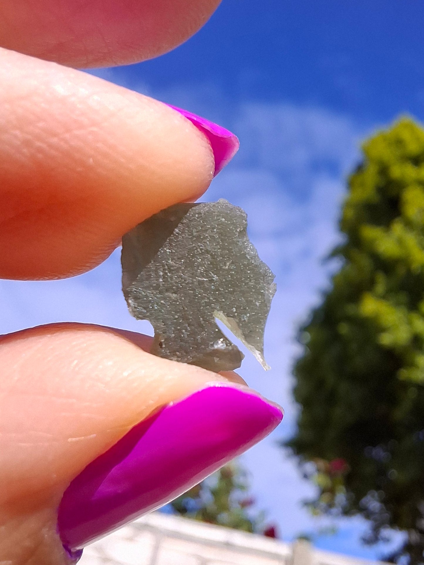 Moldavite Piece, 0.87g, Tektite (Ref: 1453)