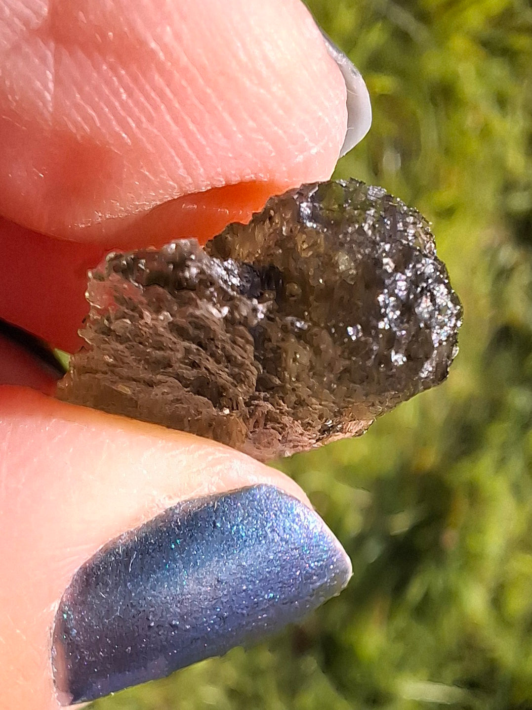 Moldavite Piece, NESMEN LES, 1.90g, Tektite (Ref: 848)