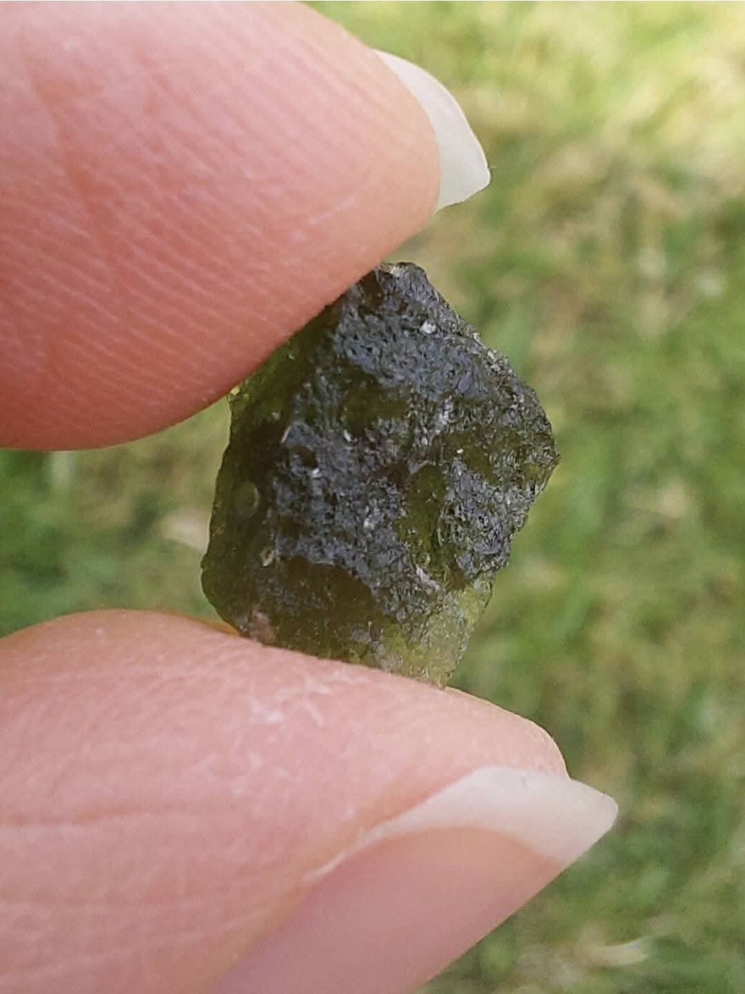 Moldavite Piece, 0.76g, Tektite (Ref: E207)