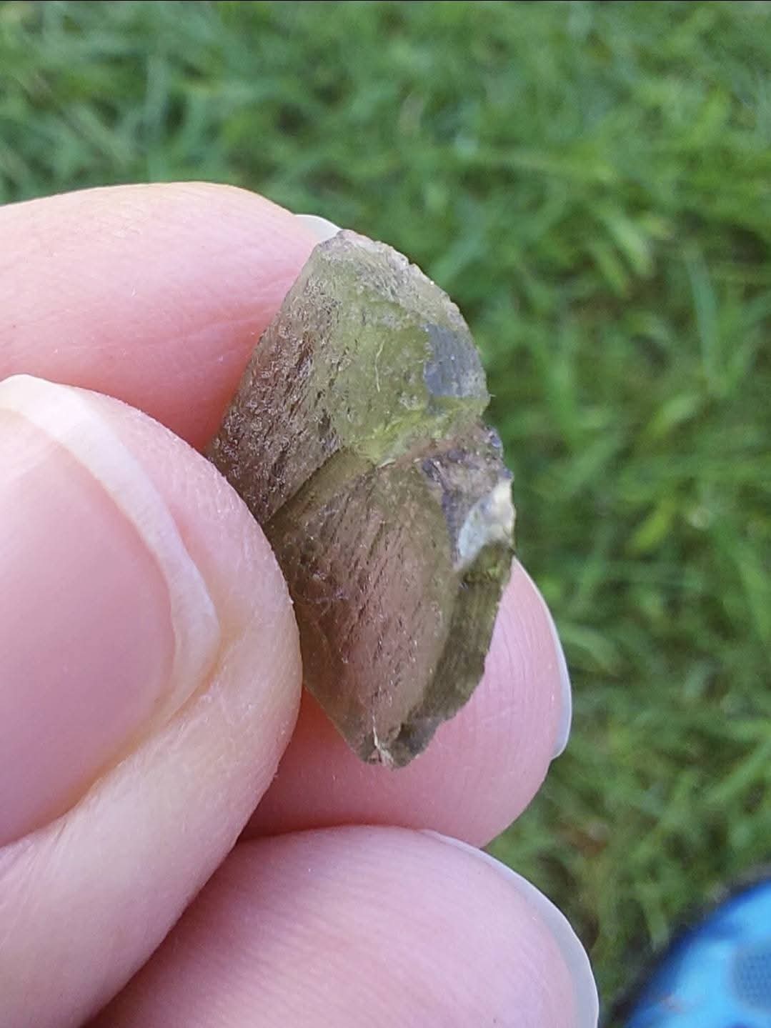 Moldavite Piece, 0.80g, Tektite (Ref: 872)
