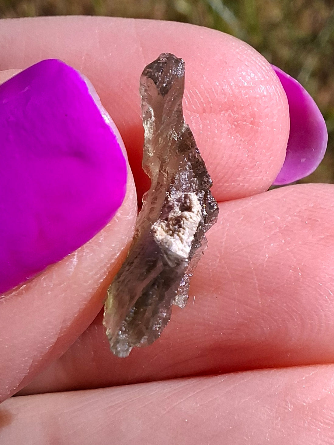 Moldavite Piece, 0.48g, Tektite (Ref: 1463)