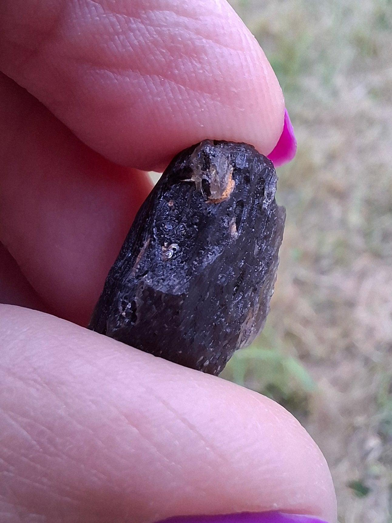 Moldavite Piece, 2.80g, Tektite (Ref: 1432)
