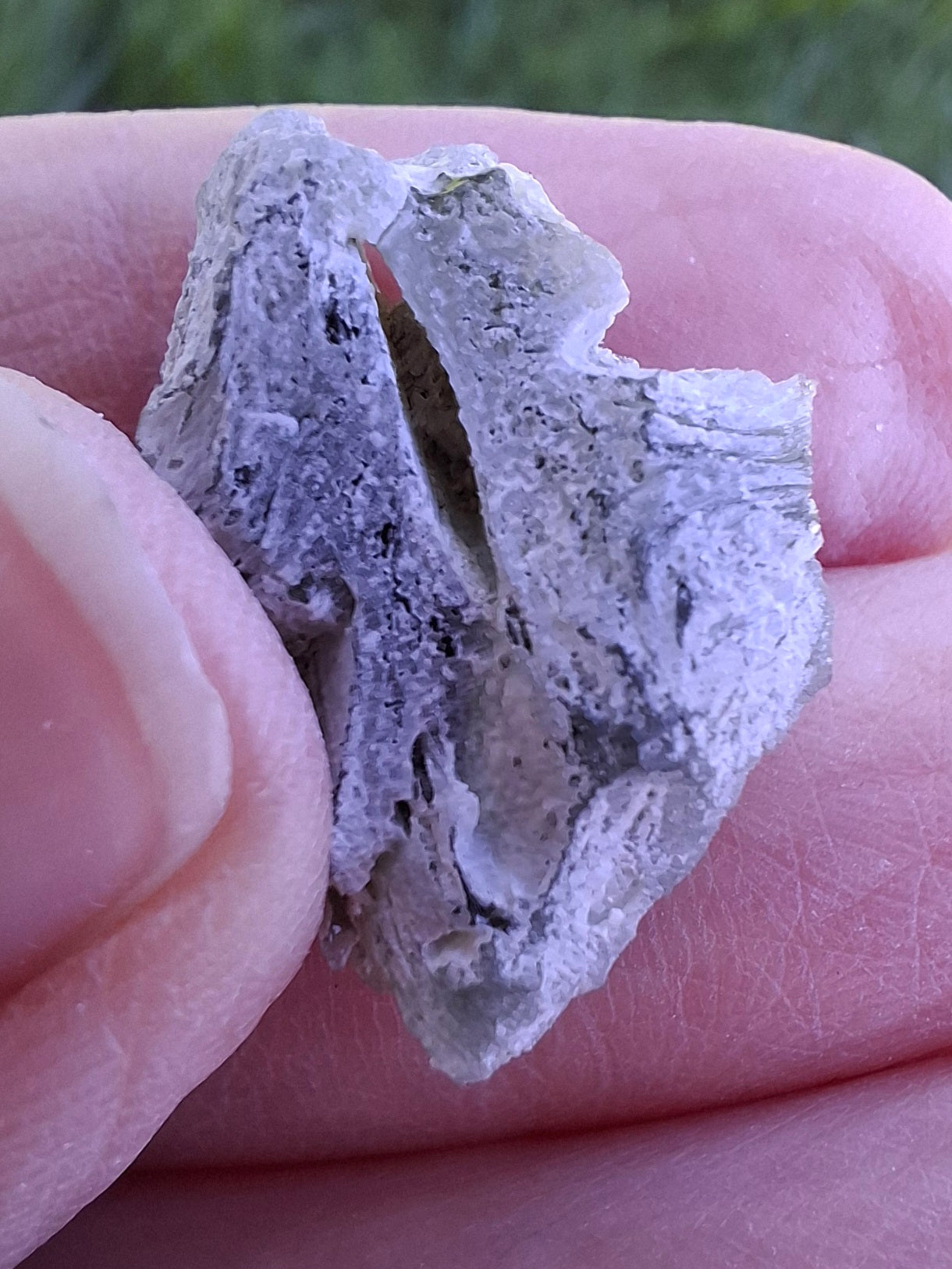 Moldavite Piece, SNOWFLAKE, FROSTED, BARTOCHOV, 4.00g, Tektite (Ref: 1367)