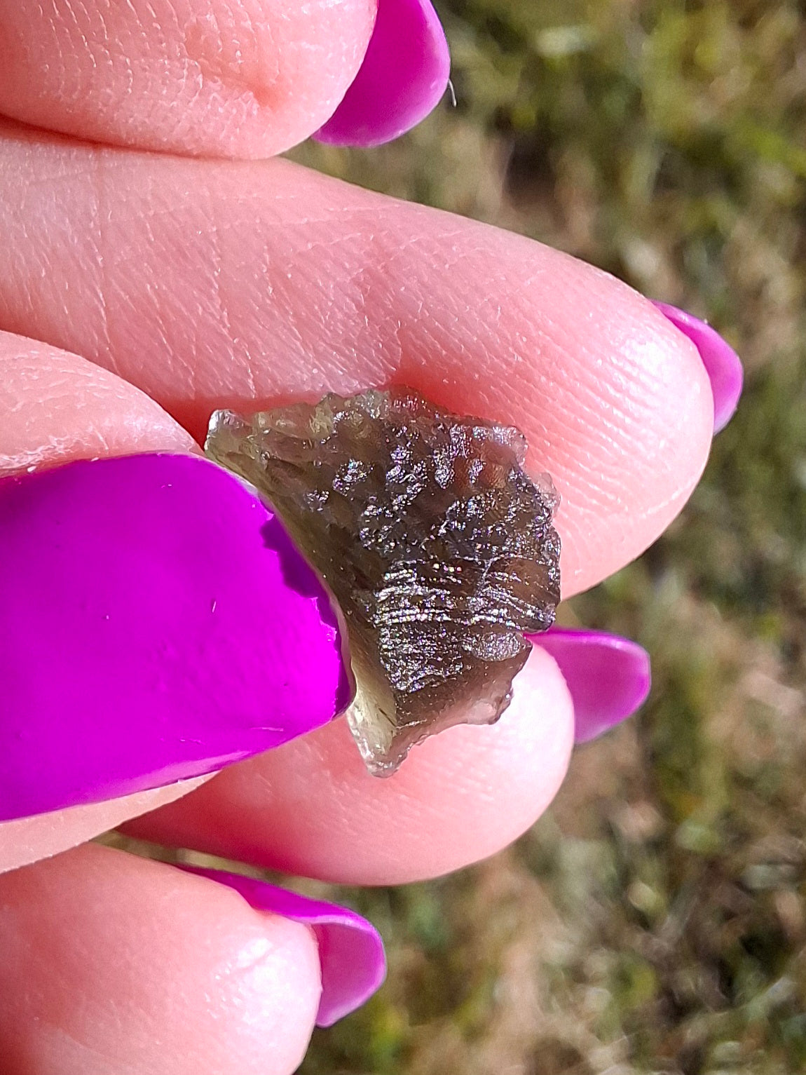 Moldavite Piece, 0.82g, Tektite (Ref: 1456)
