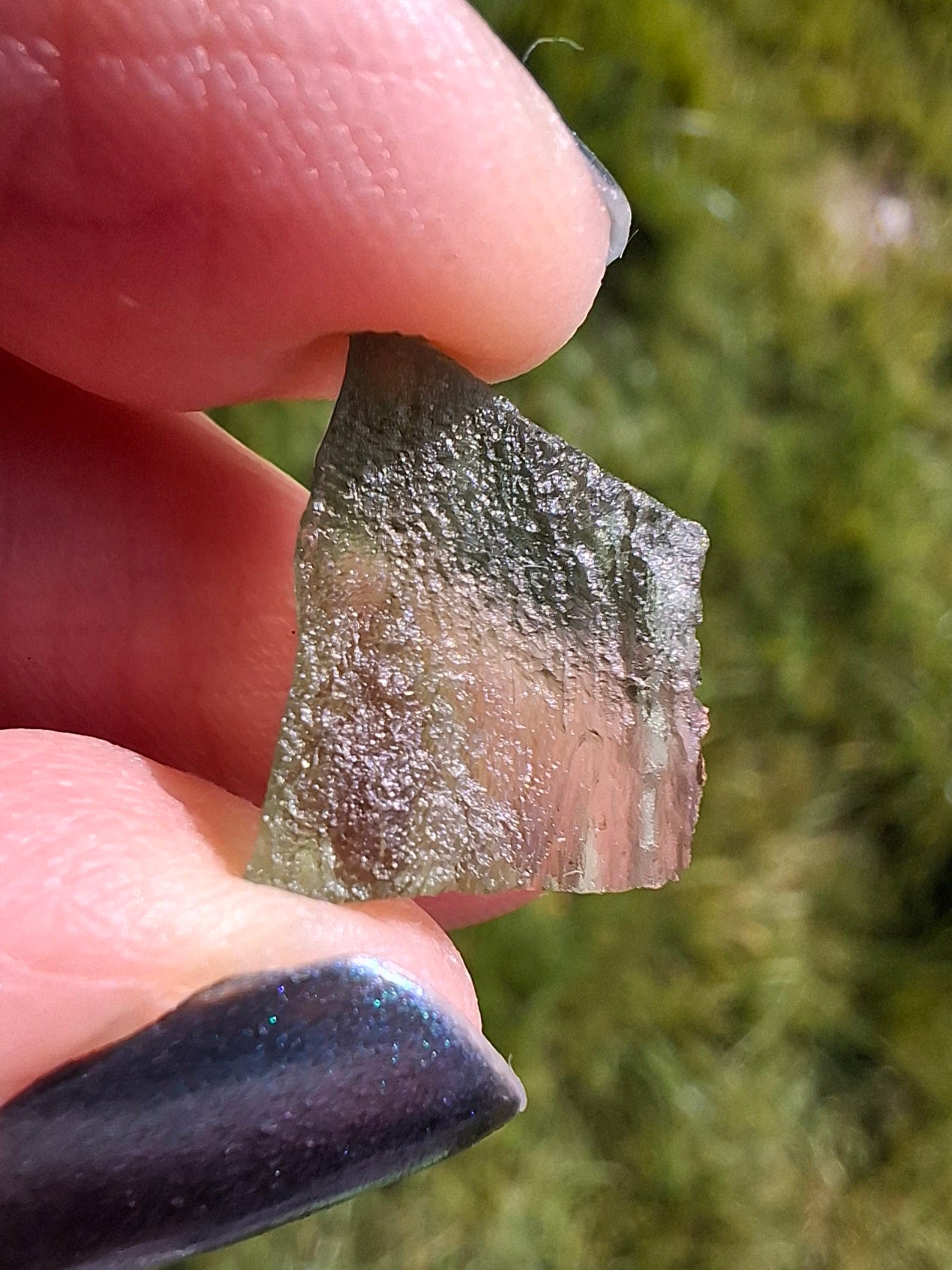 Moldavite Piece, 0.93g, Tektite (Ref: 1391)