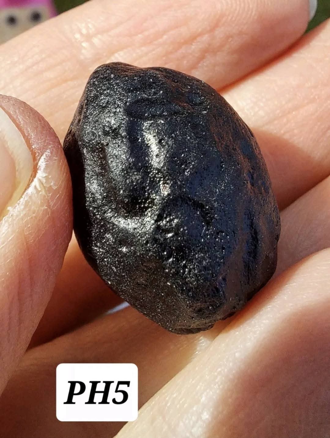 Philippinite (Rizalite), 11.31g, Tektite