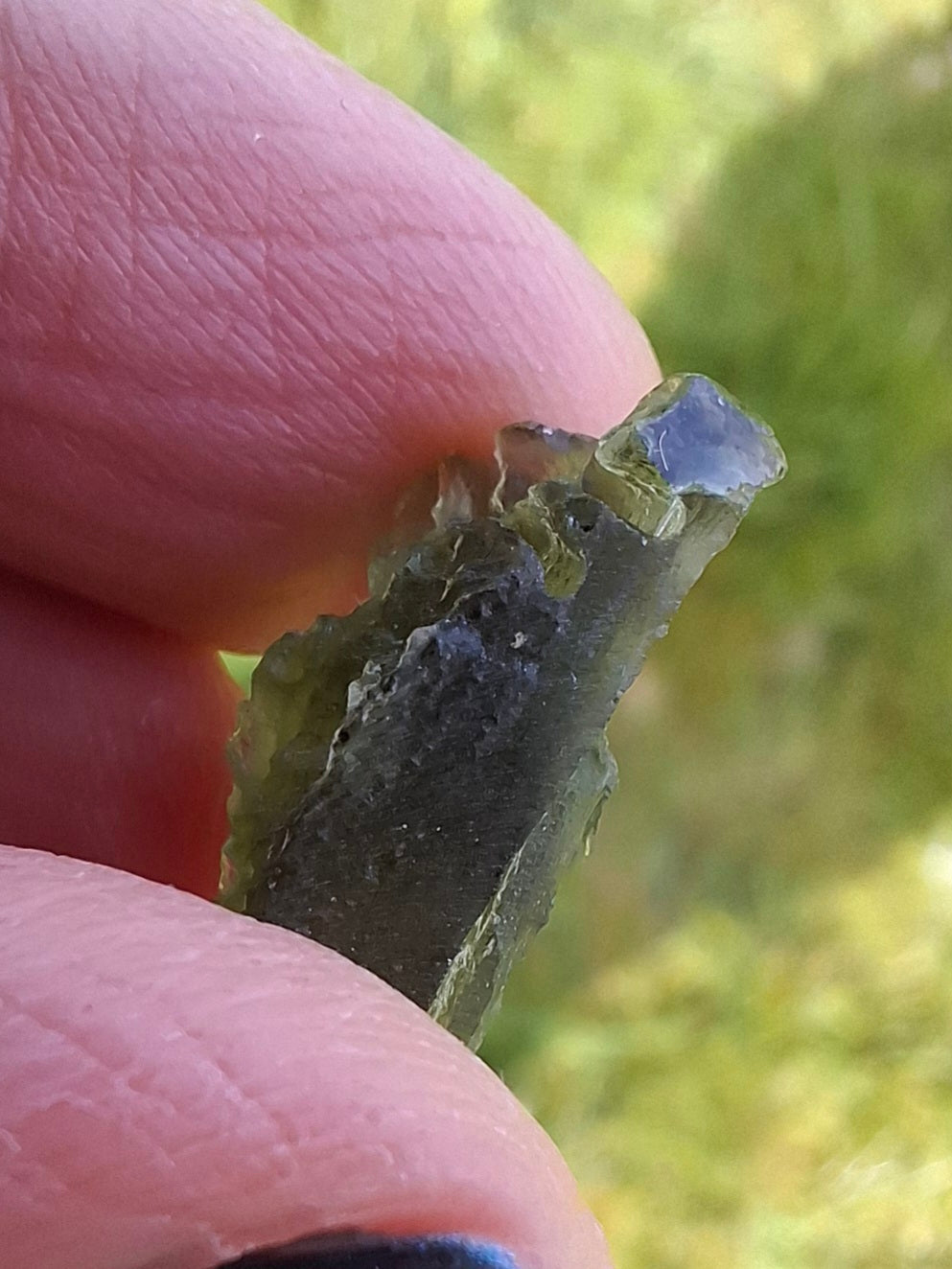 Moldavite Piece, 1.65g, Tektite (Ref: 1387)