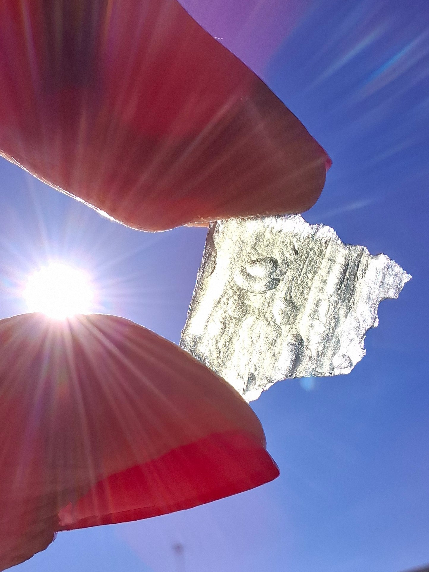 Moldavite Piece, 0.69g, Tektite (Ref: 1405)