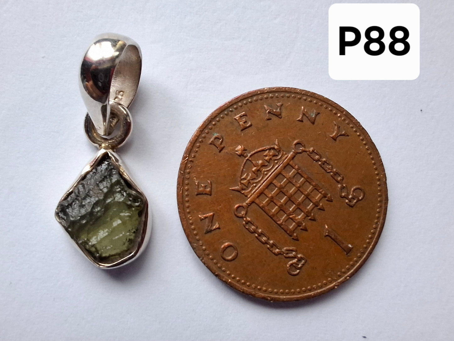 Moldavite Pendant, 925 Silver, Tektite (Ref: P88)