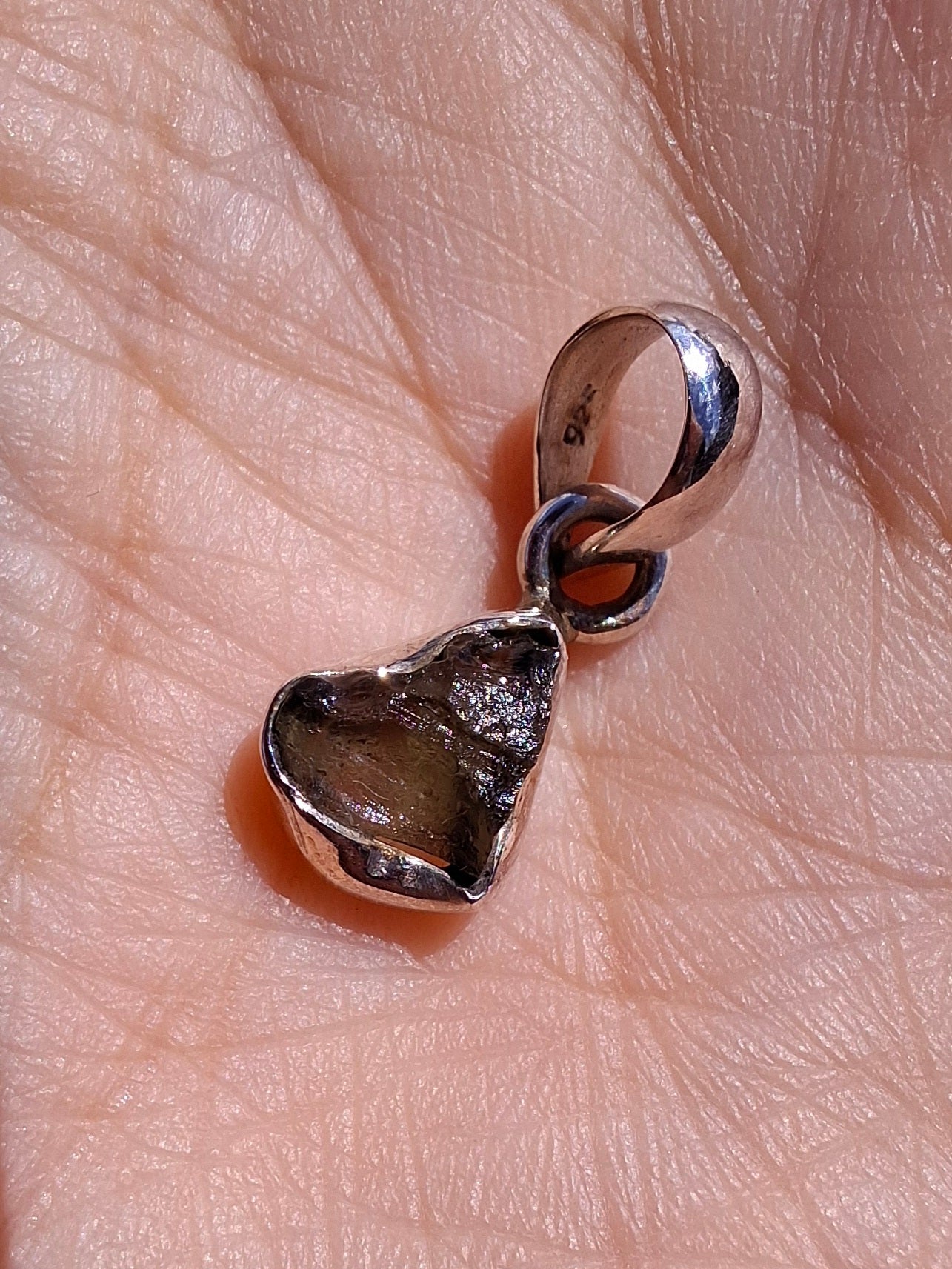 Moldavite Pendant, 925 Silver, Tektite (Ref: P68)