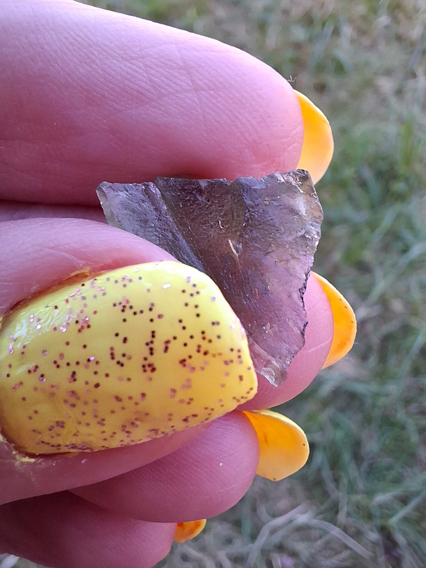 Moldavite Piece, 0.87g, Tektite (Ref: 1477)