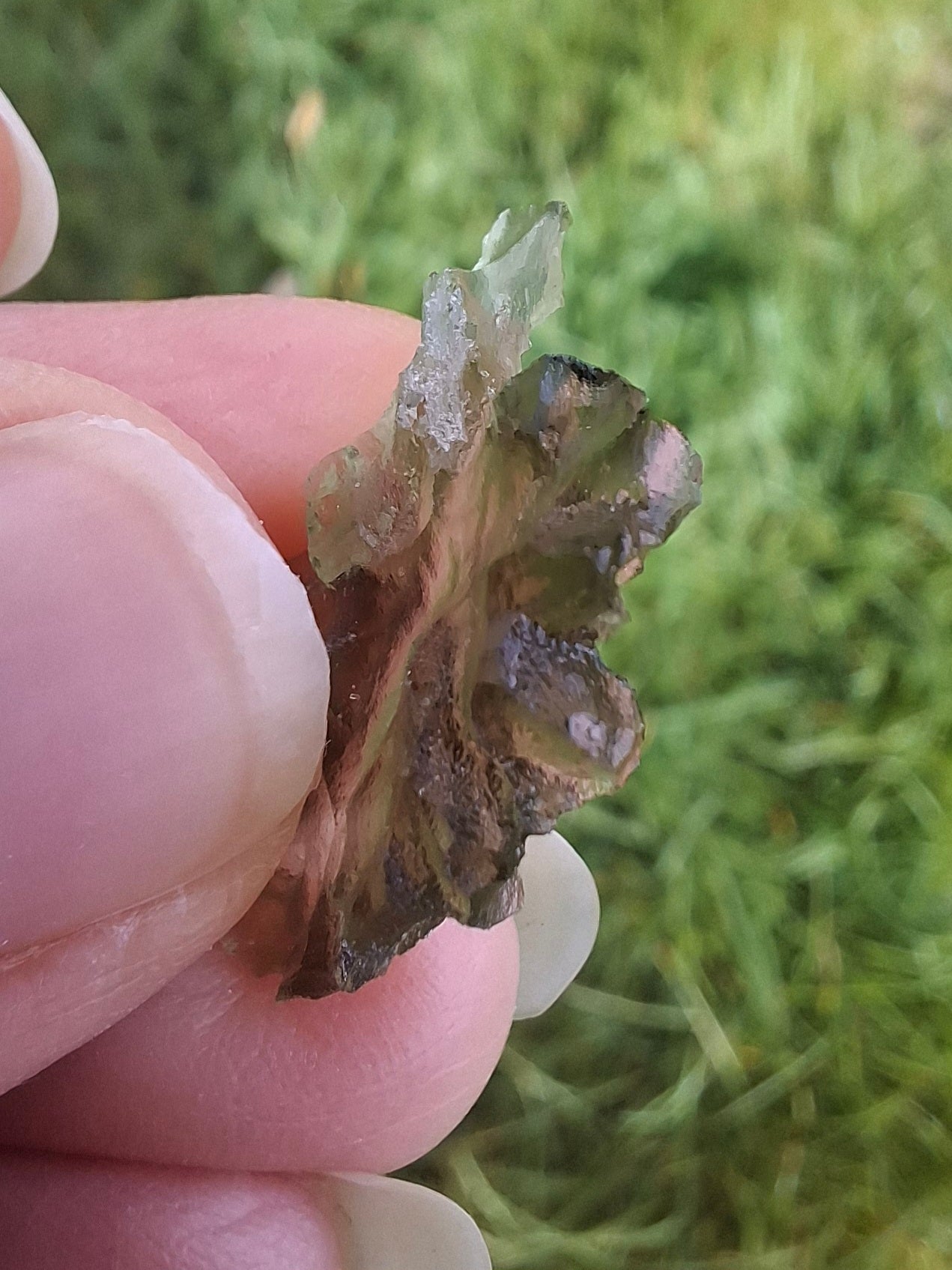 Moldavite Piece, JEZKOVNA BESEDNICE, 0.90g, Tektite (Ref: 1282)