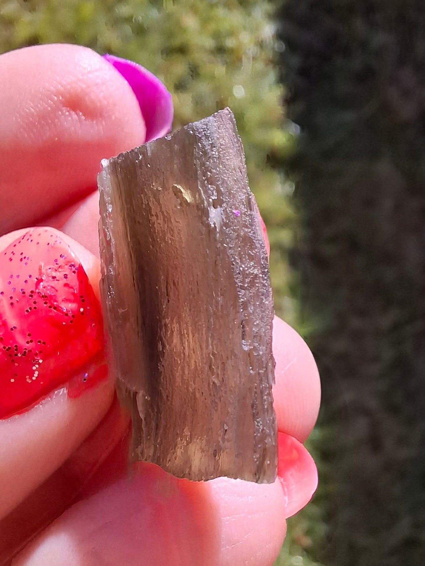 Moldavite Piece, 2.54g, Tektite (Ref: 1302)