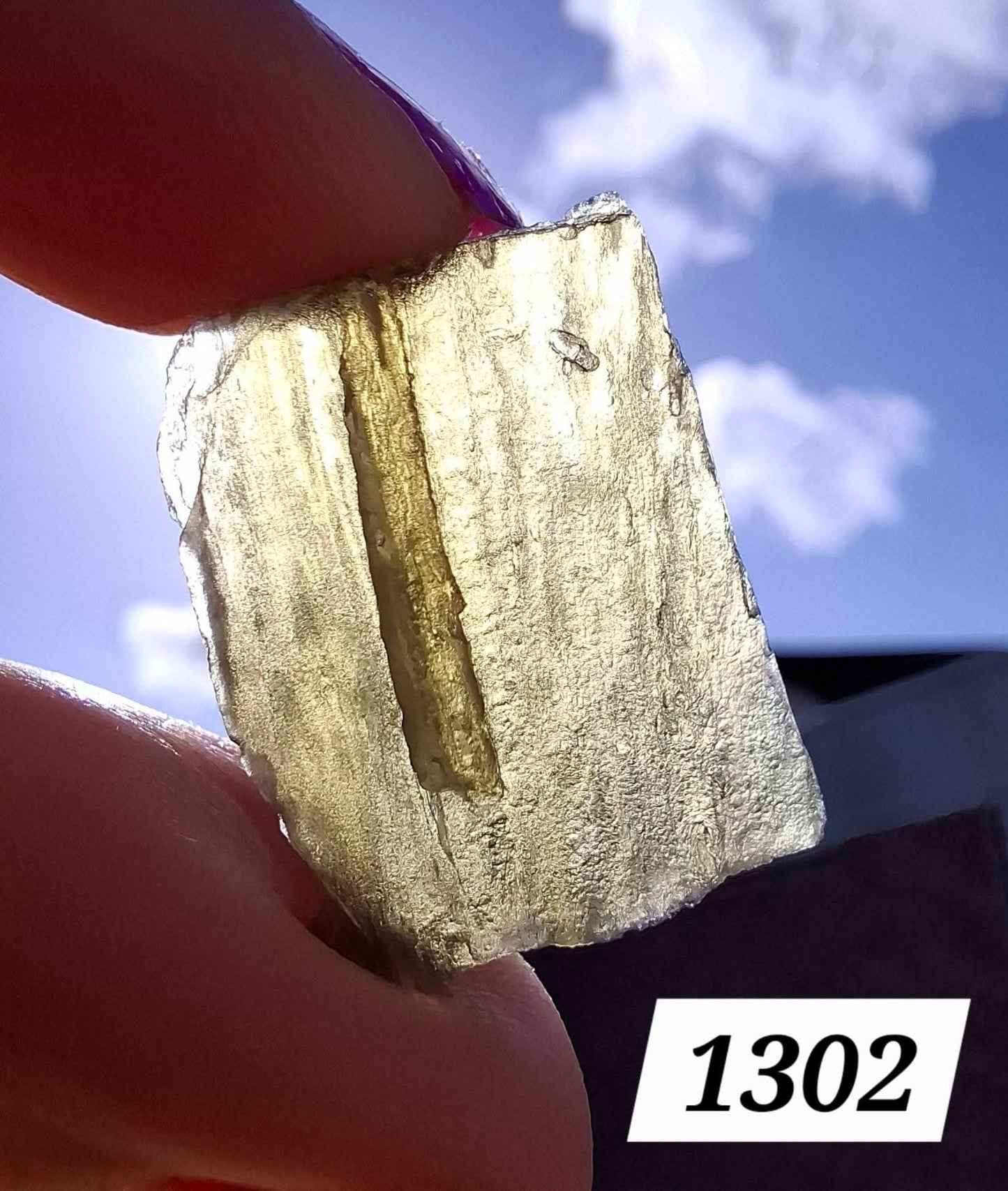 Moldavite Piece, 2.54g, Tektite (Ref: 1302)