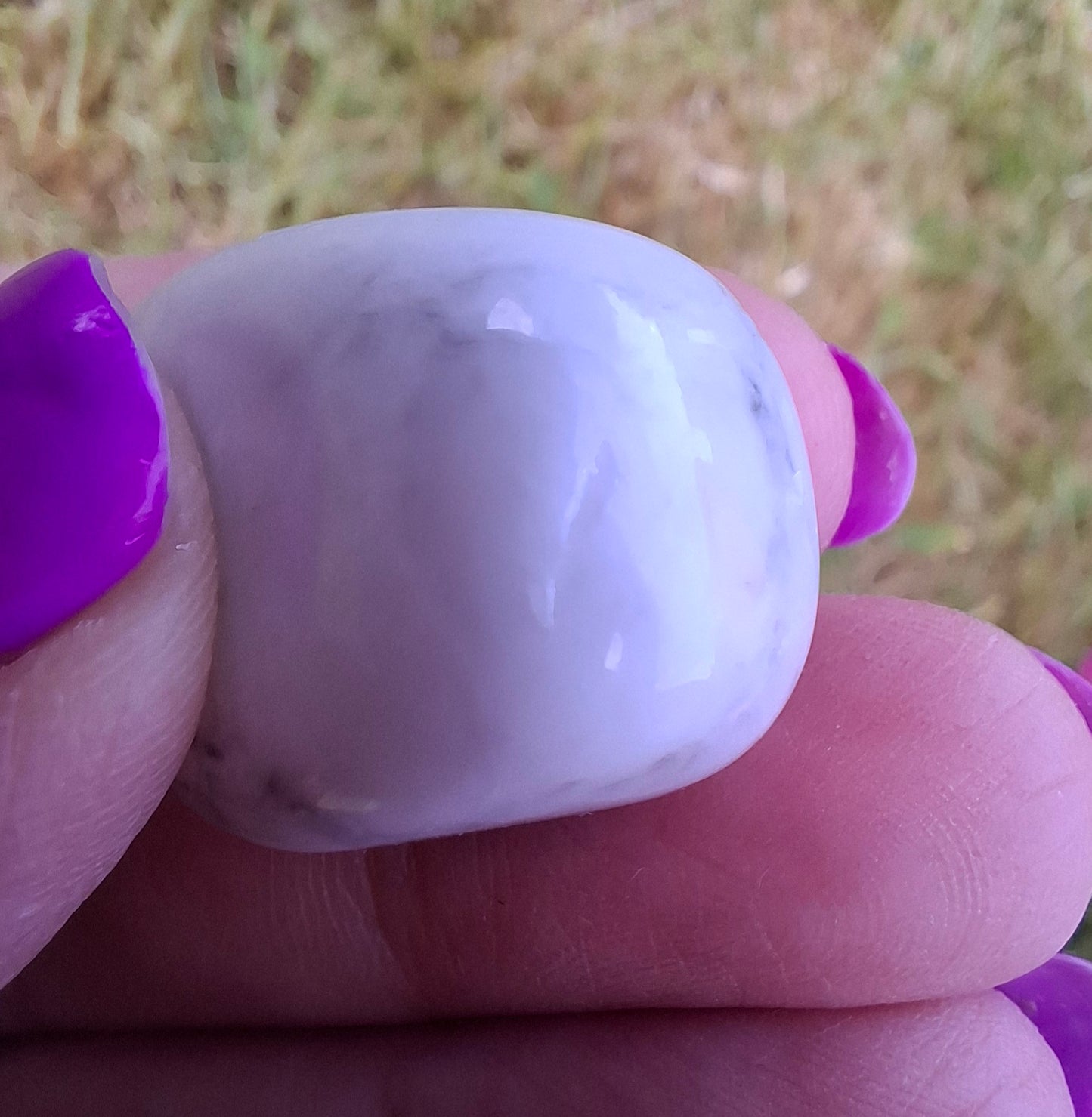 Howlite, Tumble Stone, Crystal (Ref: T44)