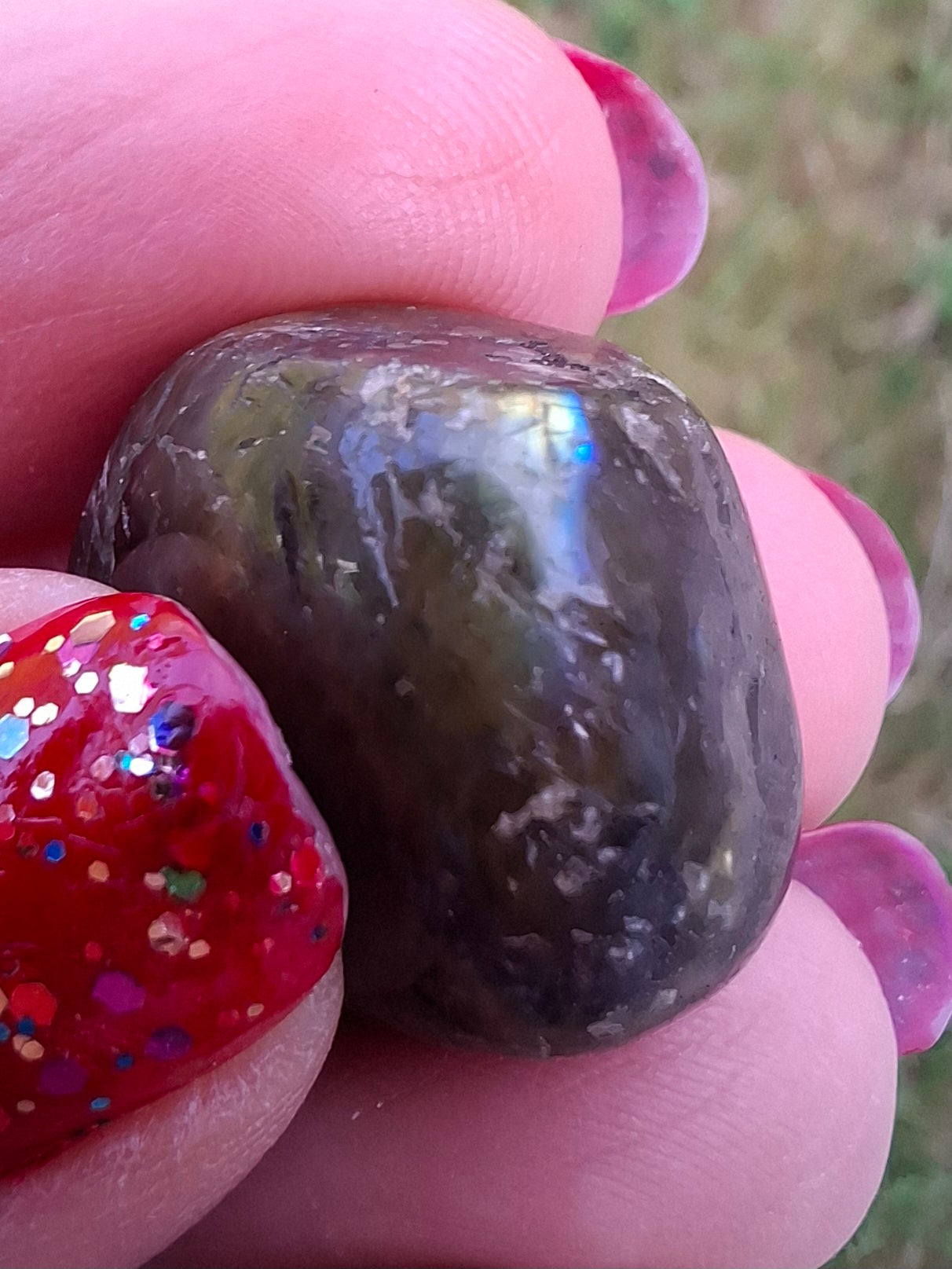 Labradorite, Tumble Stone, Crystal (Ref: T207)
