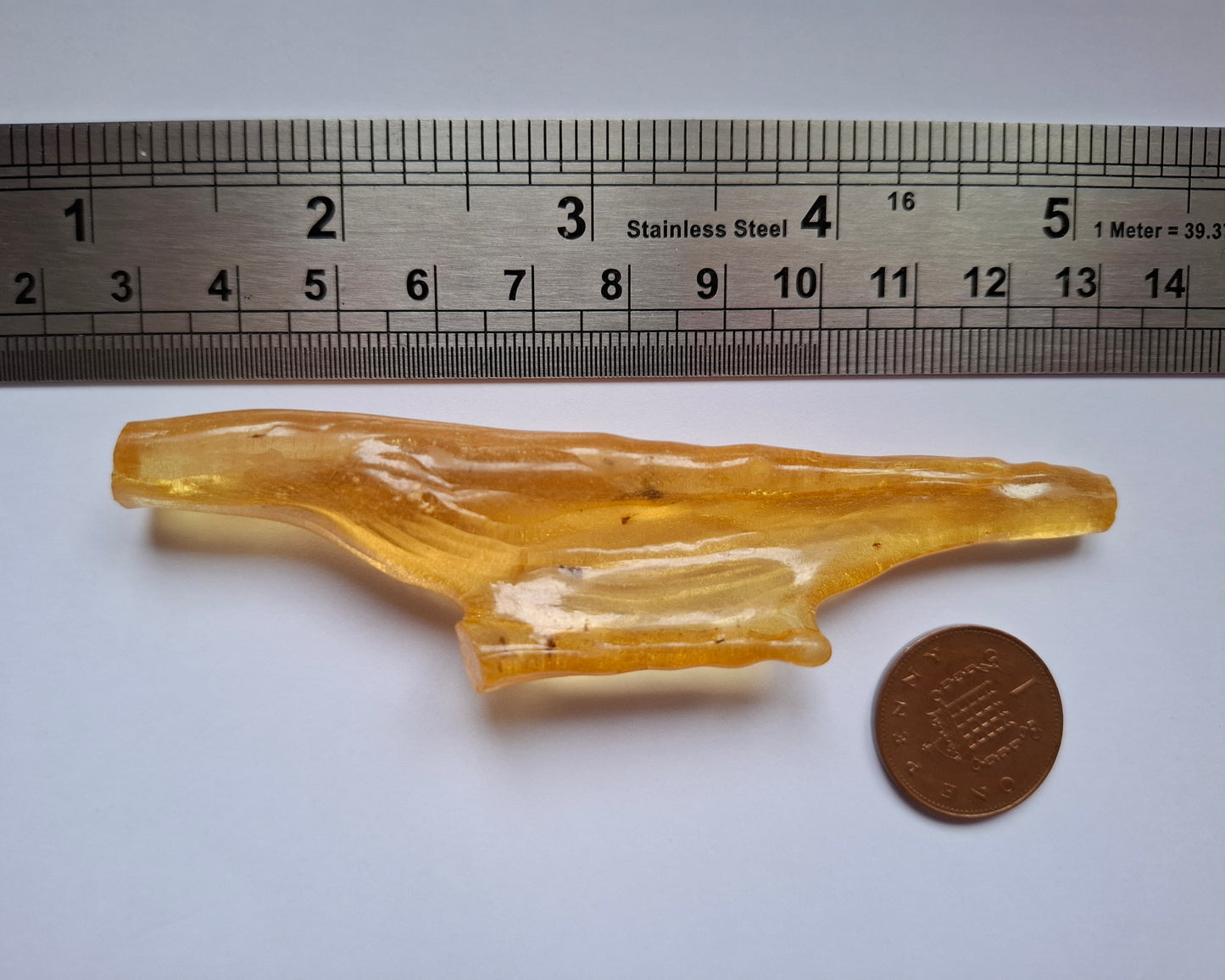 Copal Young Amber with INSECTS inside, 10.79g, Fossil (Ref: CA14)