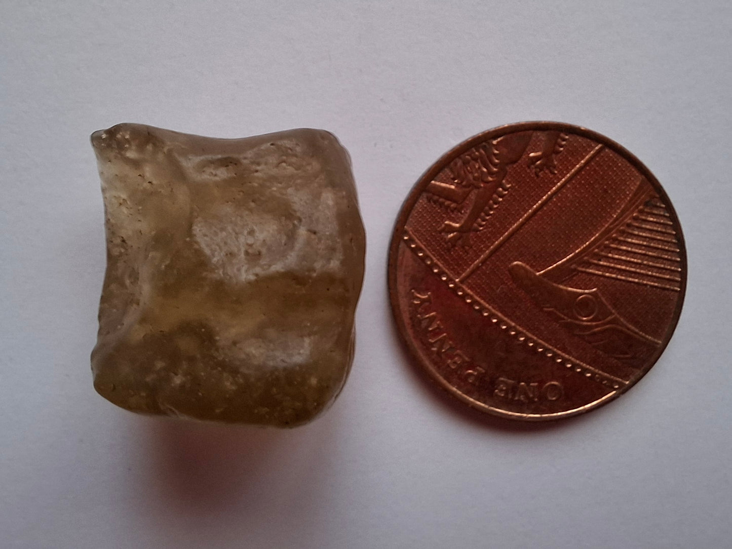 Libyan Desert Glass (darker) Piece, 4.92g, Tektite (Ref: L1364)