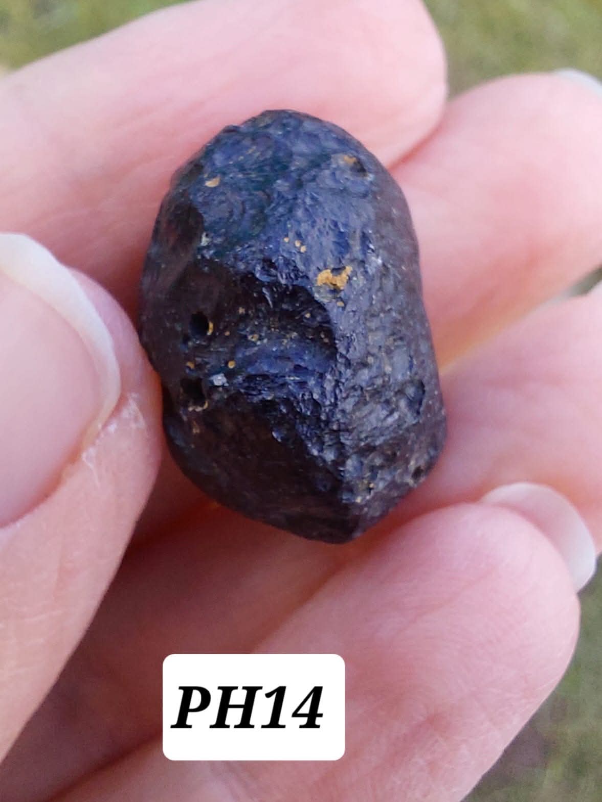Philippinite (Rizalite), 10.64g, Tektite