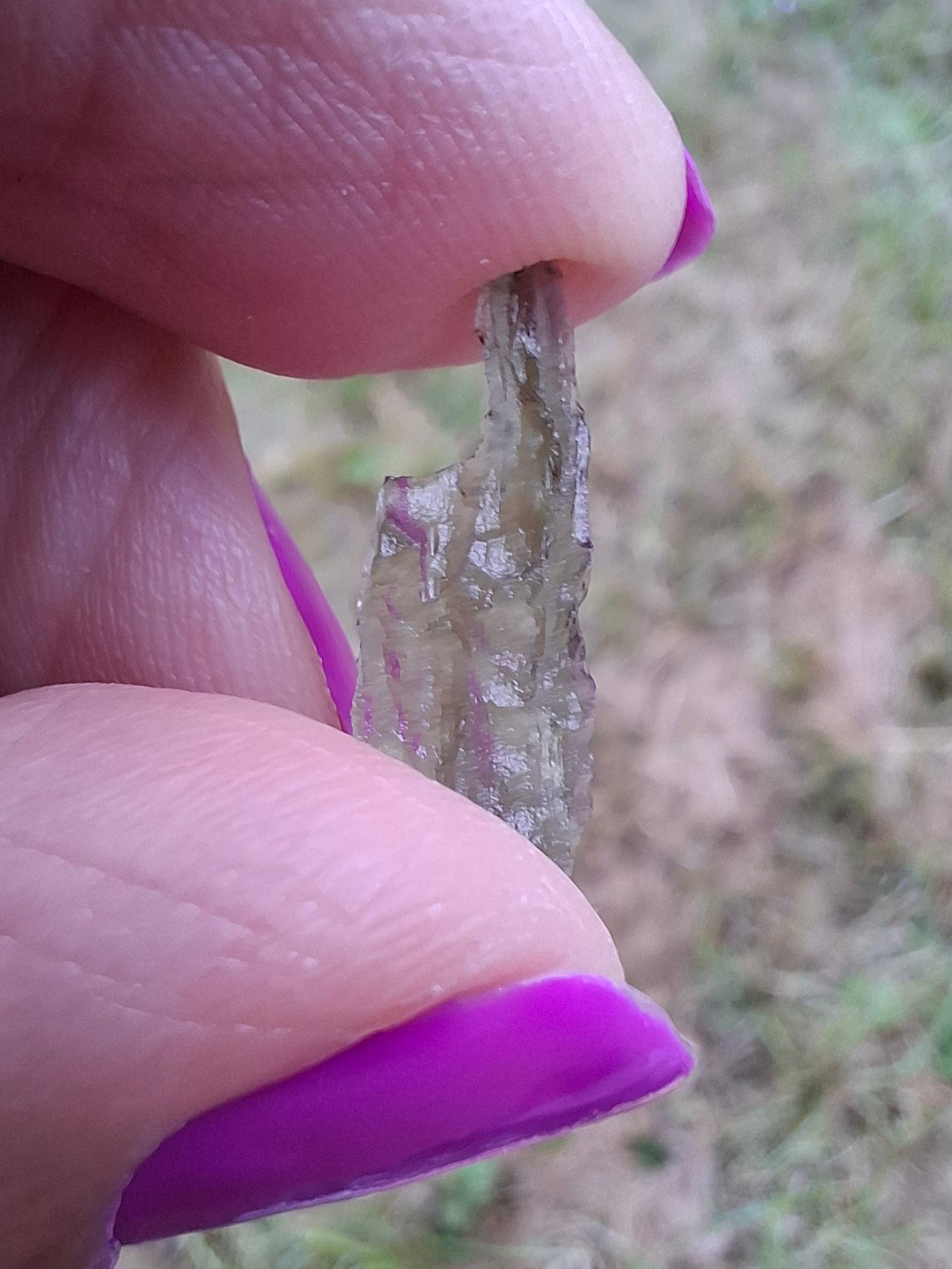 Moldavite small Piece, 0.27g, Tektite (Ref: 1433)