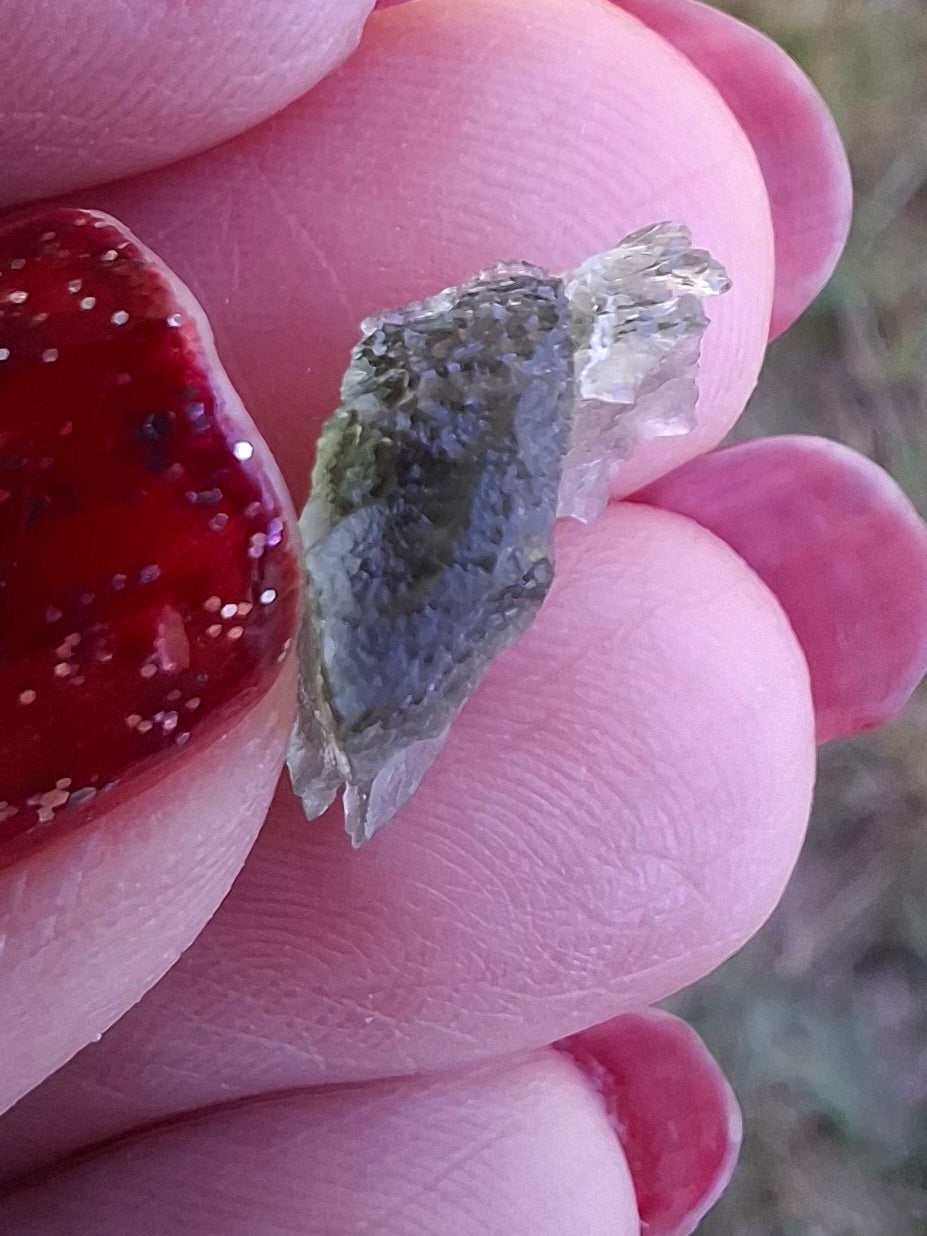 Moldavite Piece, 0.60g, Tektite (Ref: 1473)
