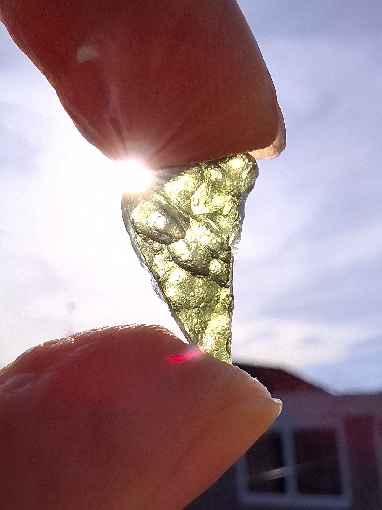 Moldavite Piece, 0.73g, Tektite (Ref: 1334)