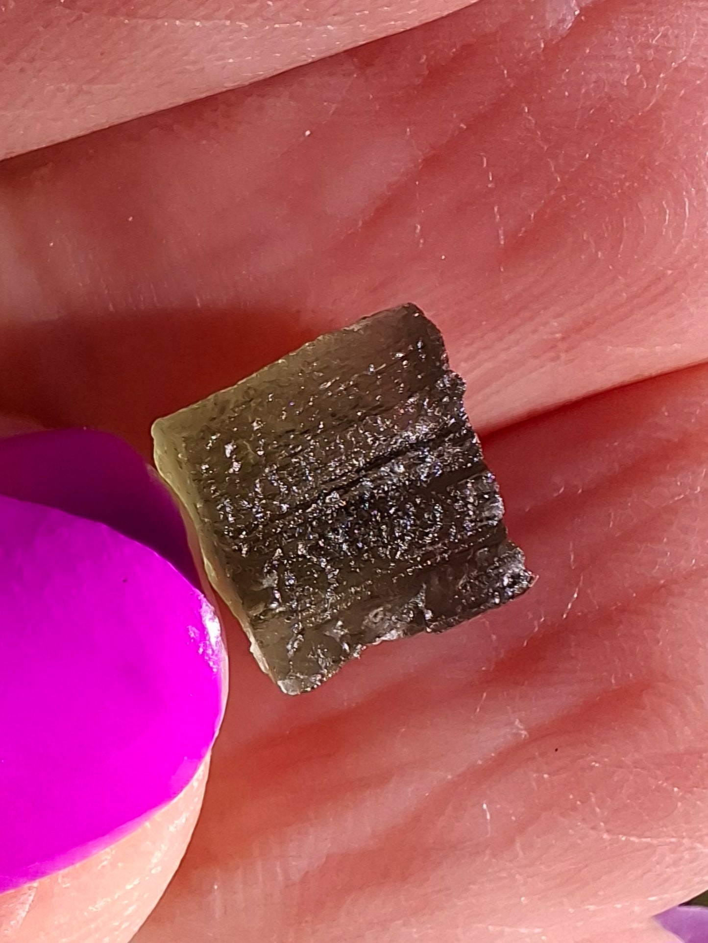 Moldavite Piece, 0.53g, Tektite (Ref: 1446)