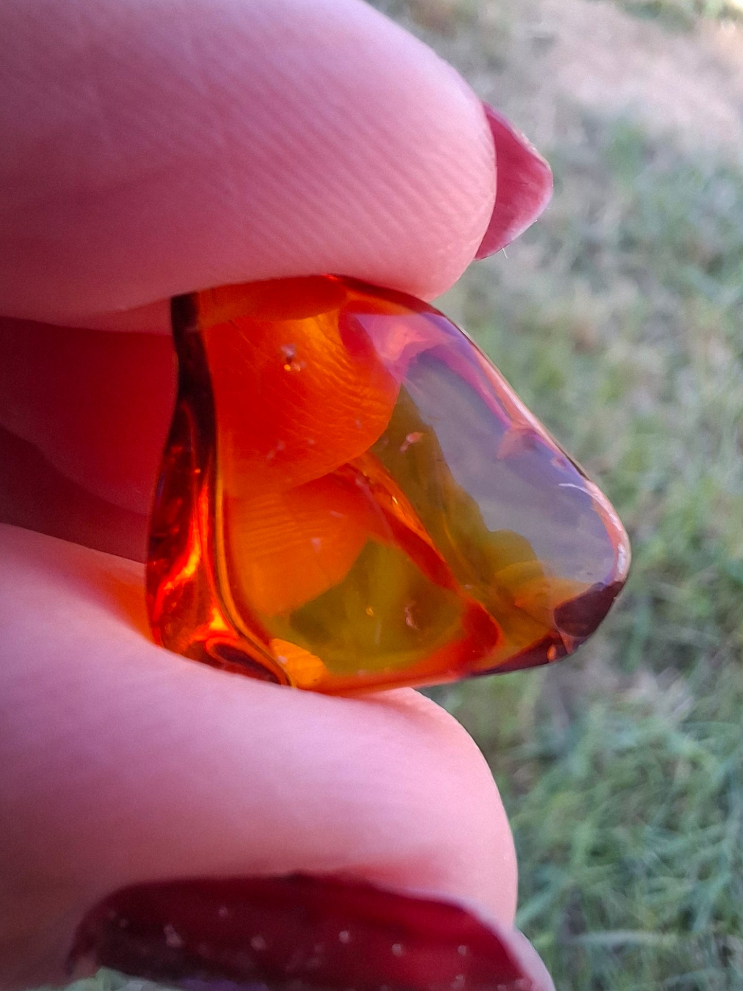 Baltic Amber, 0.88g, Fossil (Ref: A254)