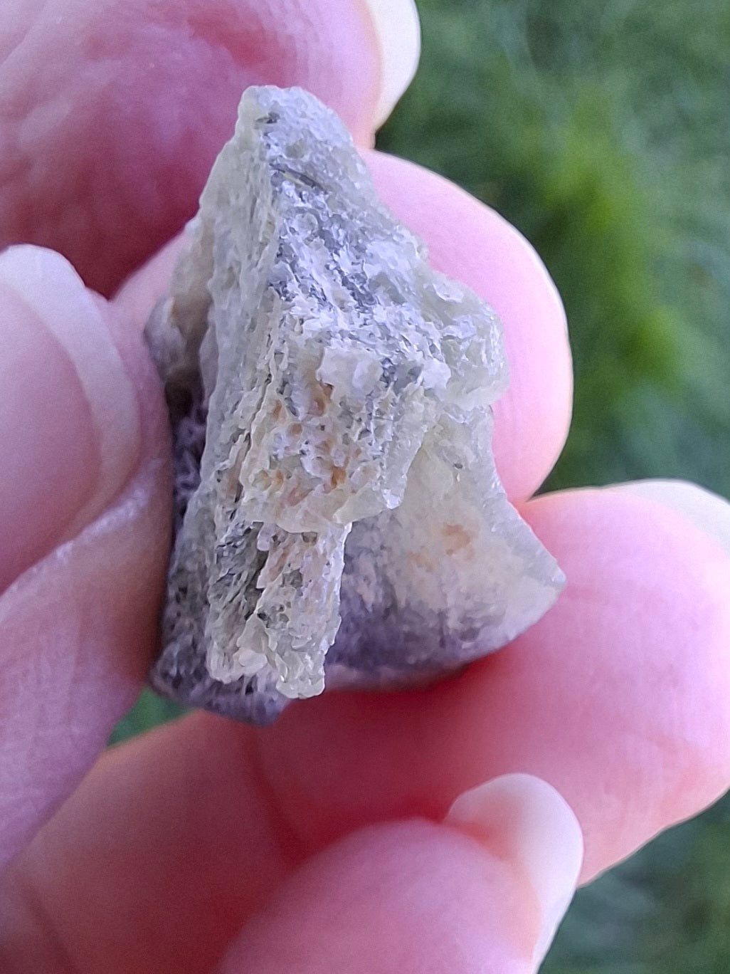 Moldavite Piece, SNOWFLAKE, FROSTED, BARTOCHOV, 3.47g, Tektite (Ref: 1368)