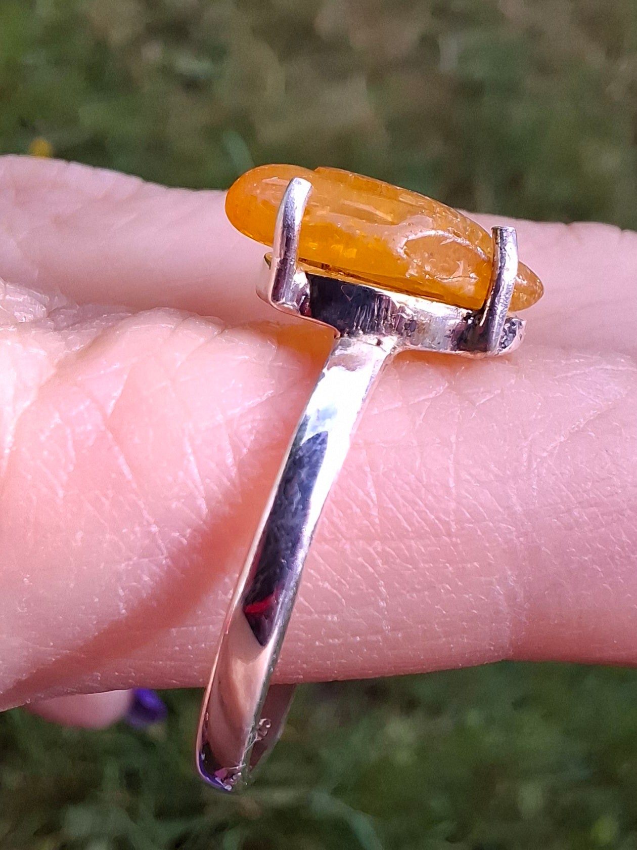 Baltic Amber Ring, size large R, 925 Silver, Fossil (Ref: AR15)