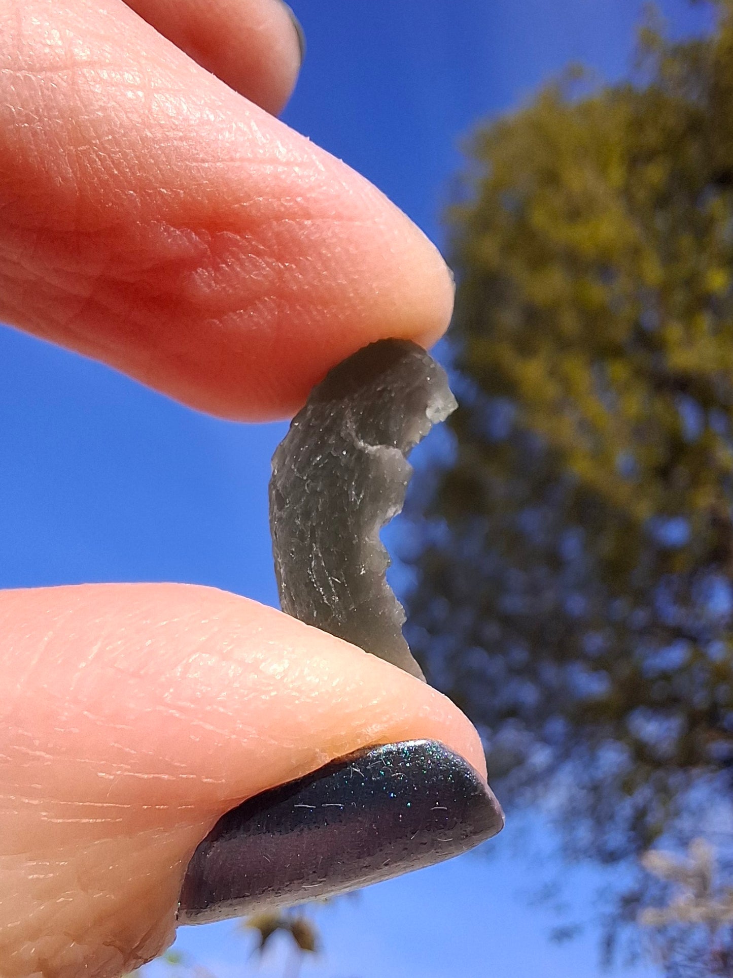 Moldavite Piece, 0.98g, Tektite (Ref: 1380)