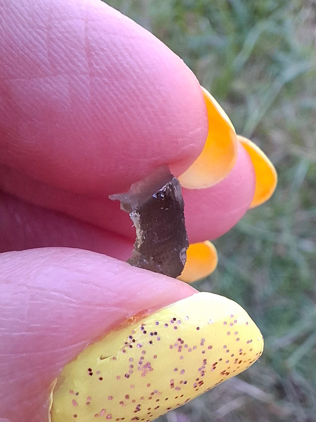 Moldavite small Piece, 0.37g, Tektite (Ref: 1478)