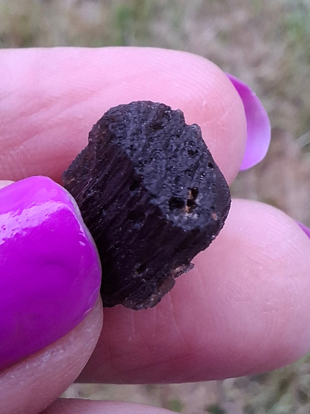 Moldavite Piece, 2.80g, Tektite (Ref: 1432)
