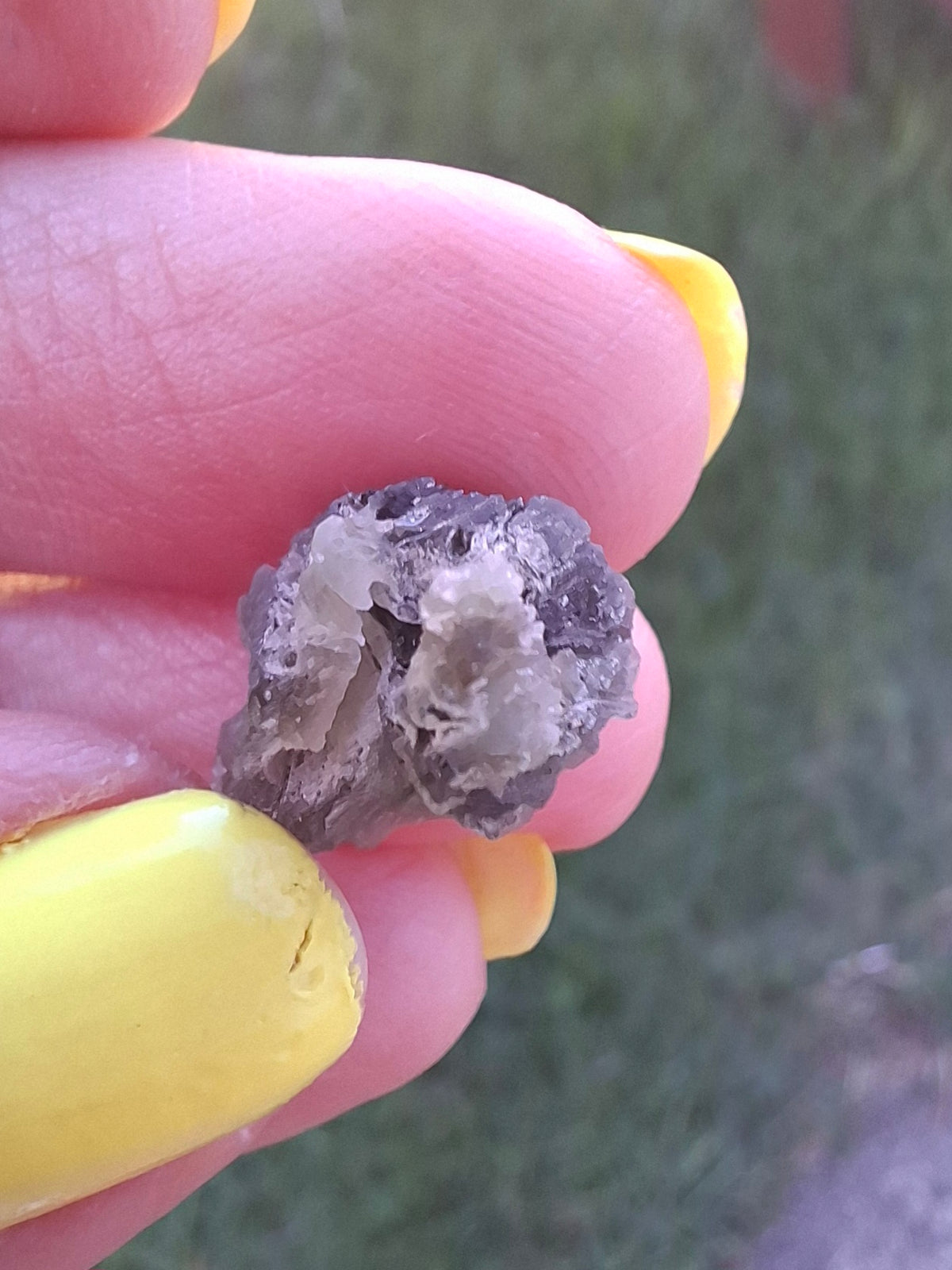 Moldavite Piece, 1.74g, Tektite (Ref: 1513)