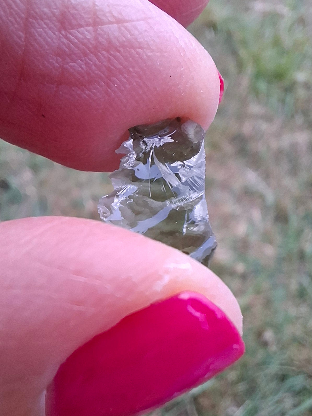 Moldavite Piece, SNOWFLAKE, FROSTED, BRUSNA, 0.44g, Tektite (Ref: 1497)